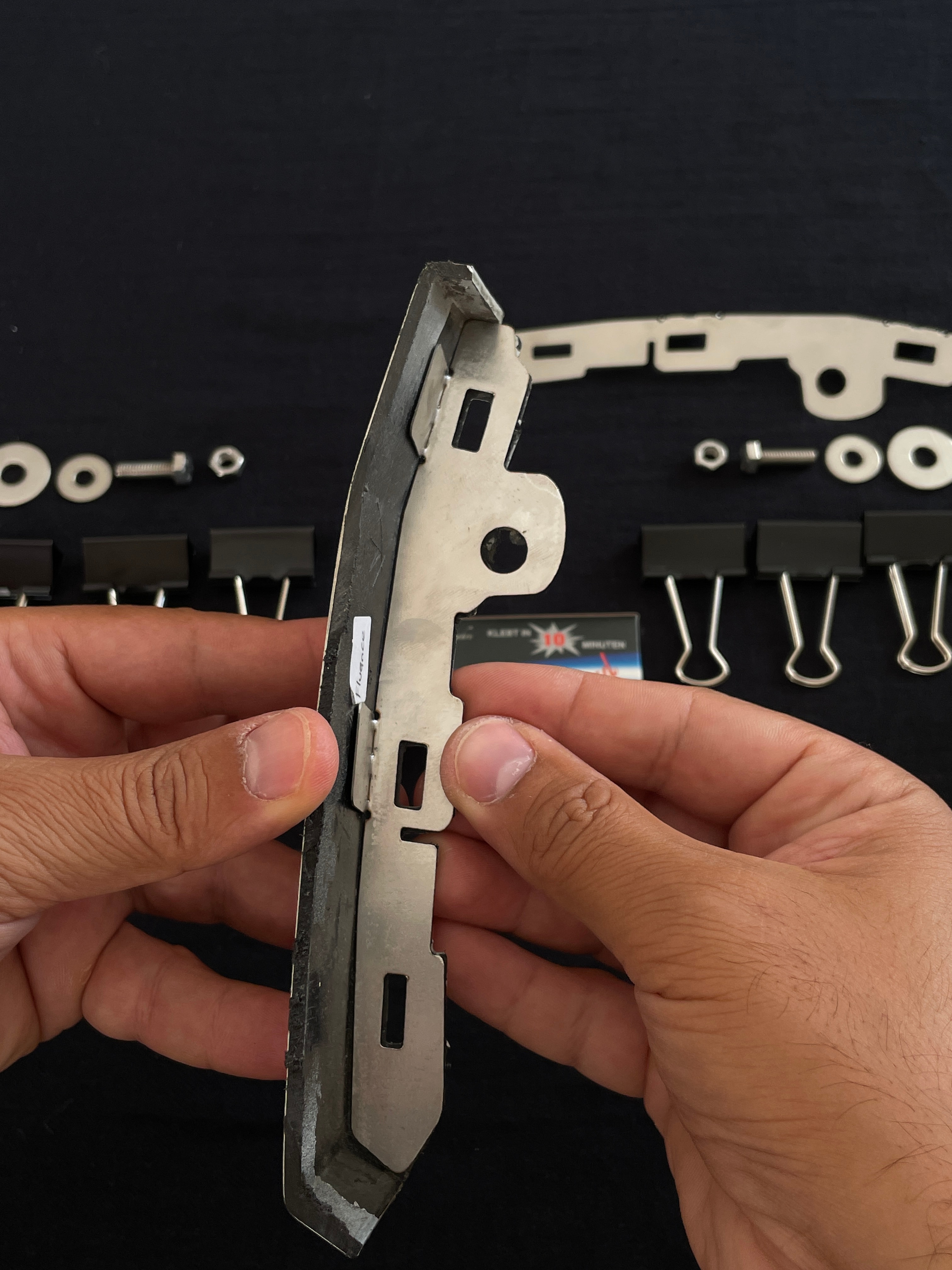  Renault Fluence Ön Tampon Güçlendirme Braketi