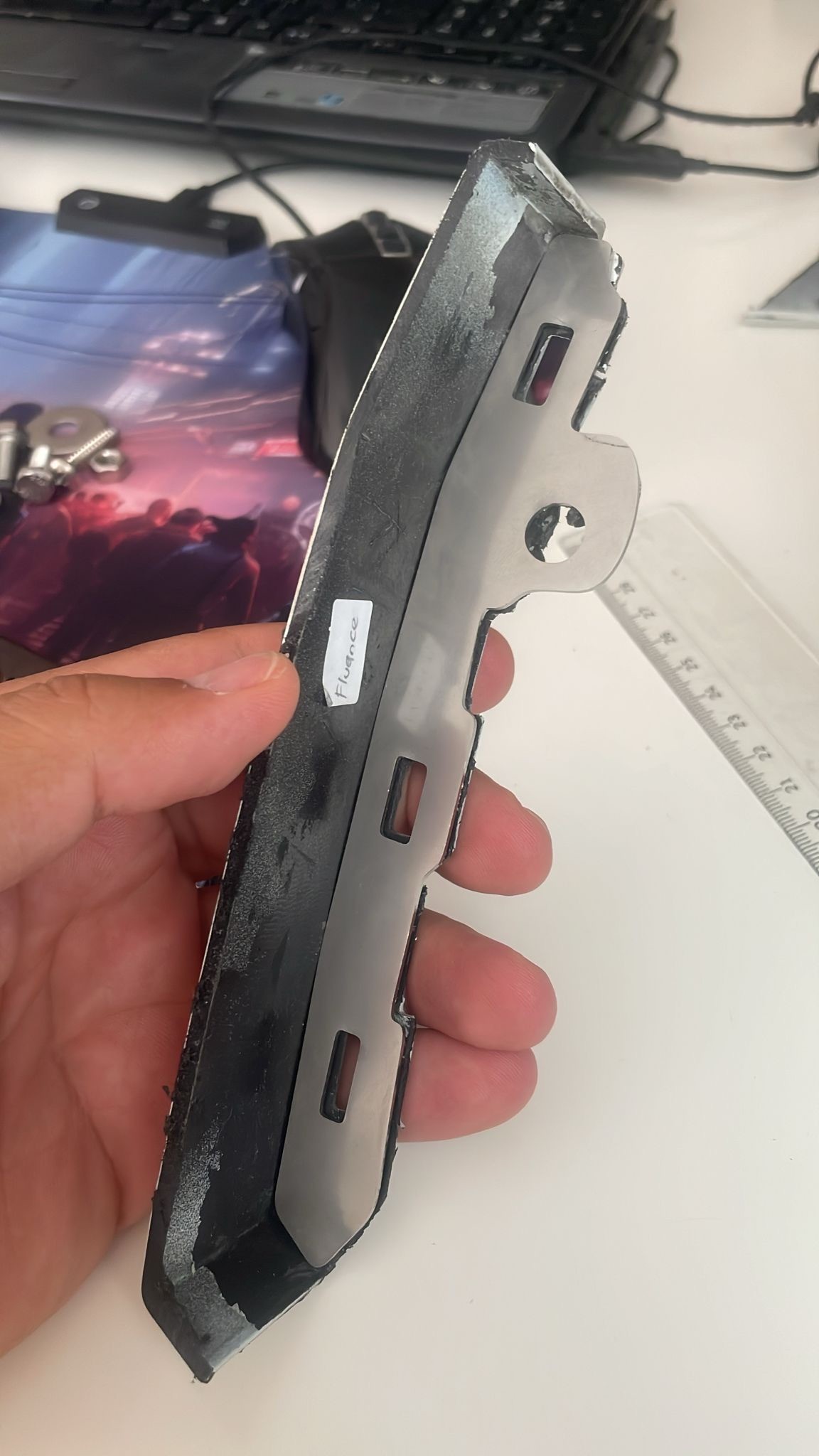  Renault Fluence Ön Tampon Güçlendirme Braketi