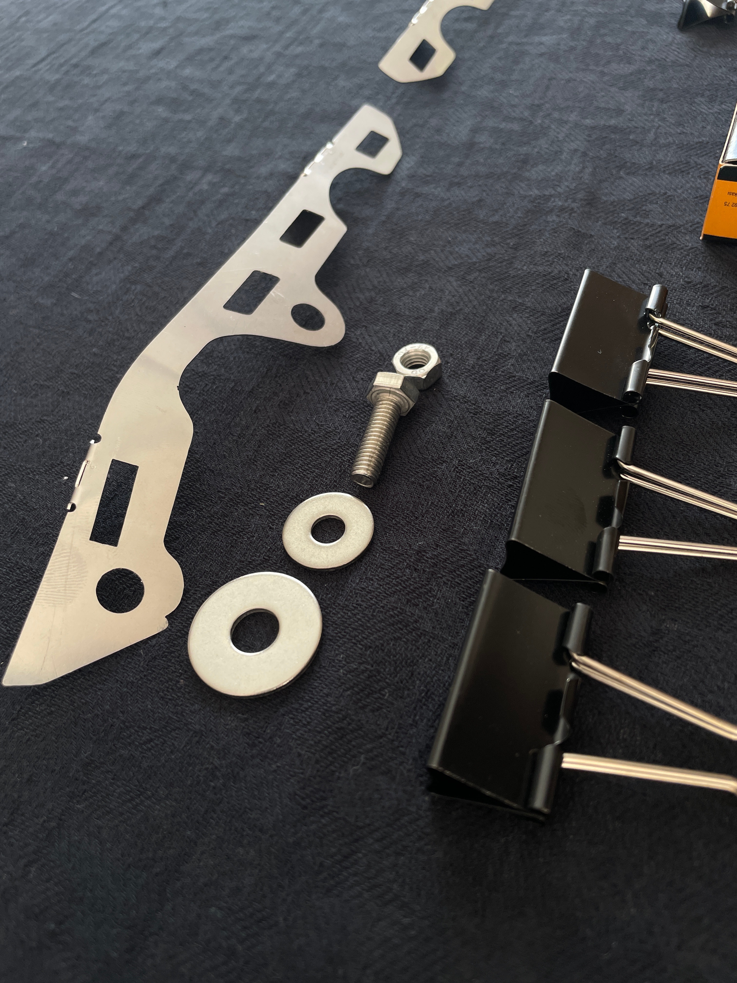 Volkswagen Passat B8 2014-2022 Ön Tampon Güçlendirme Braket Takımı