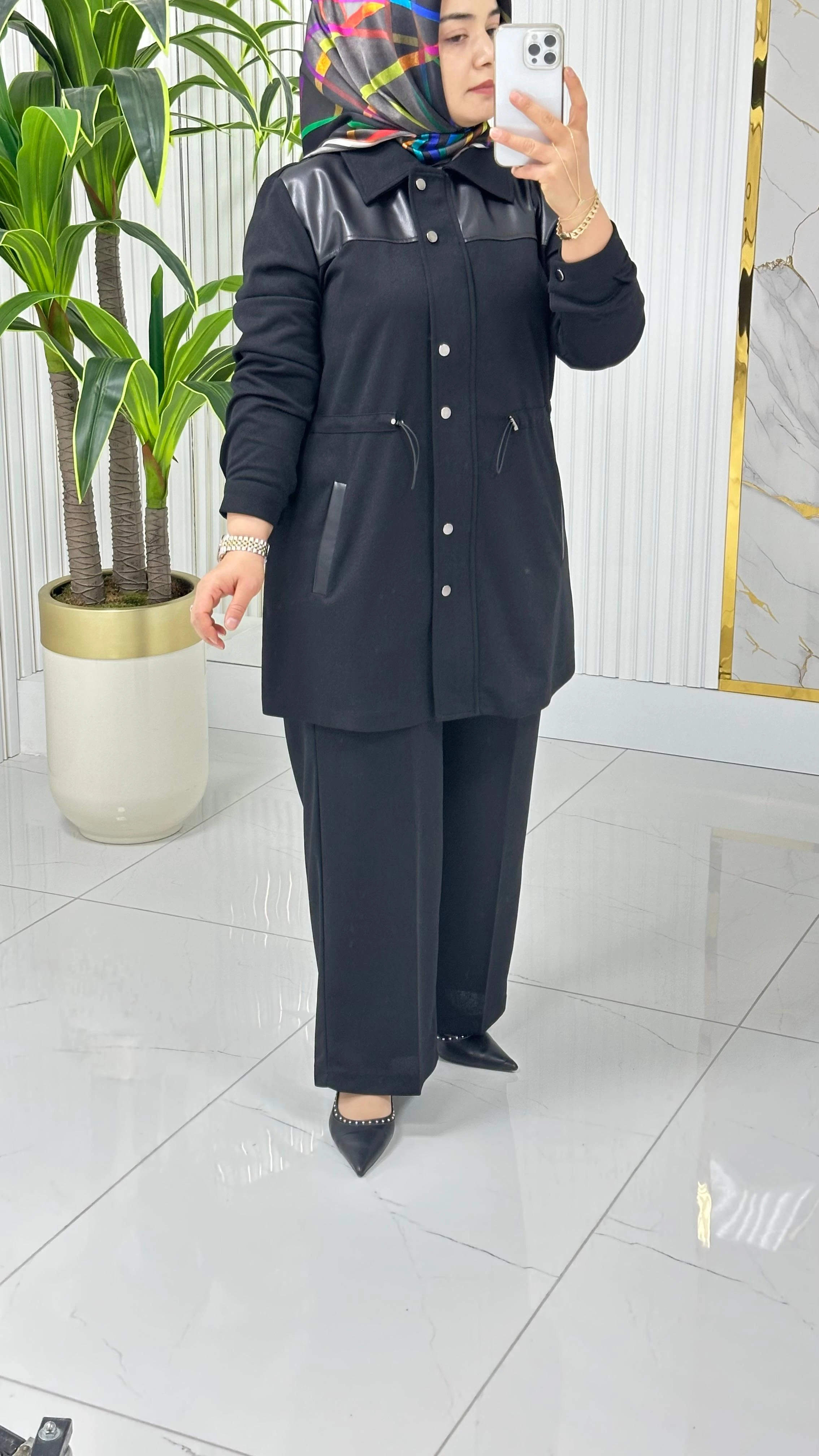 ÇINAR ÖZKAN DERİ DETAYLI İKİLİ TAKIM 2235 - Siyah