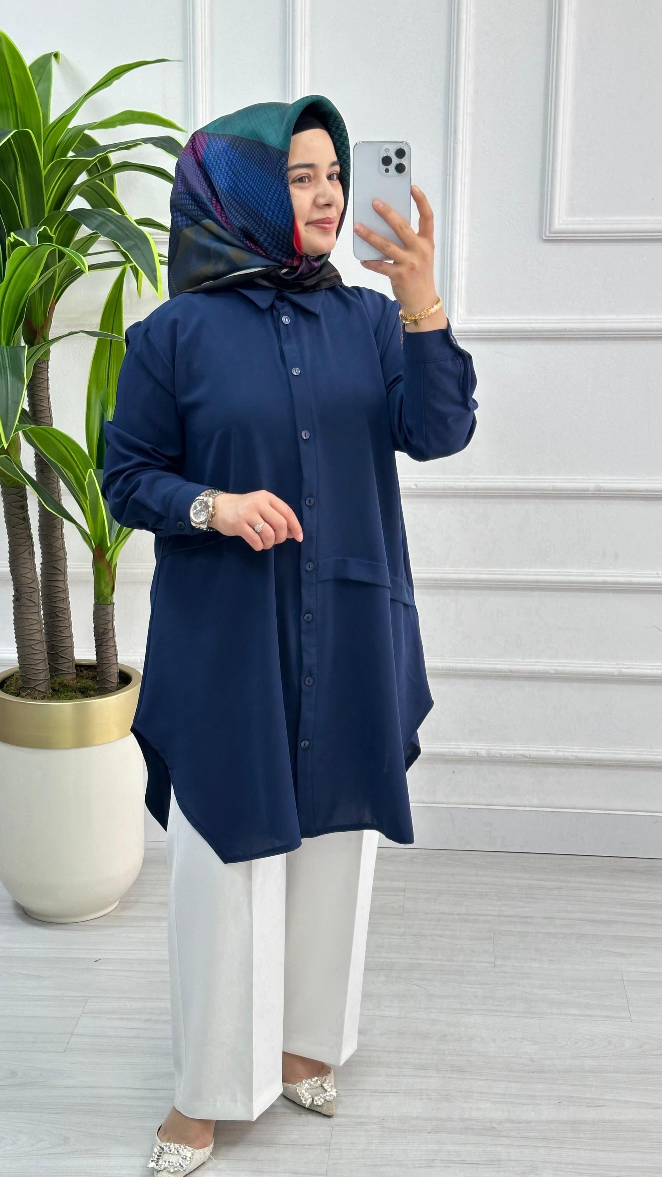 Önleri Geniş Pileli Linda Rahat Kalıp Tunik 1173 - Lacivert