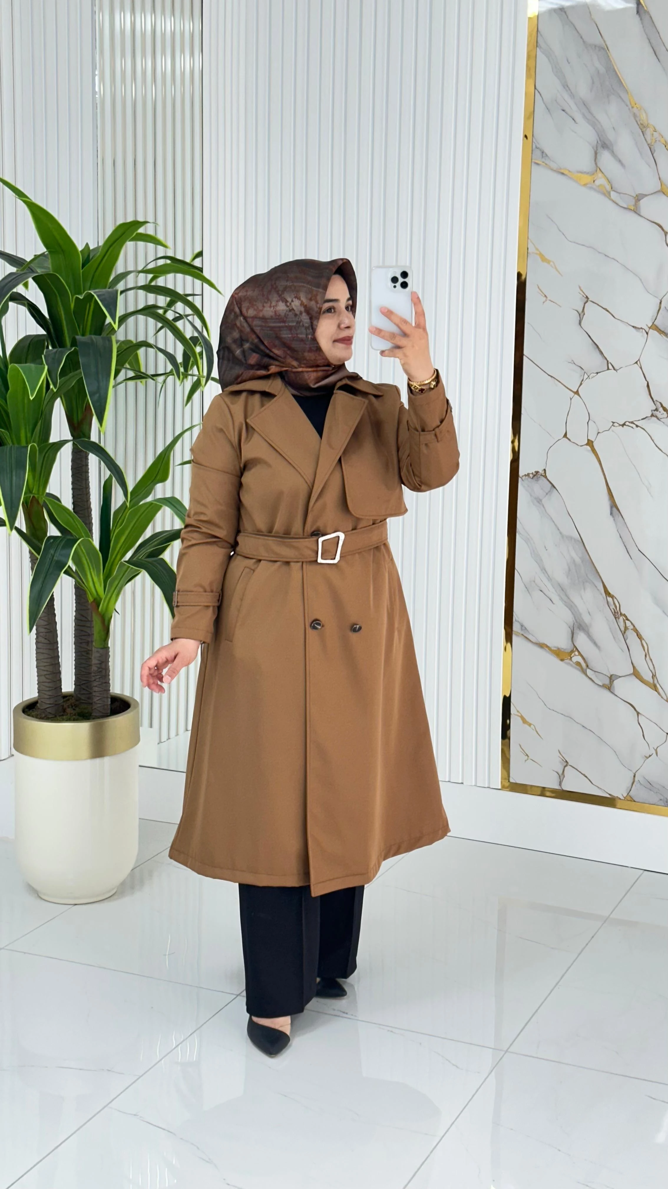 Çınar Özkan Kruvaze Yaka Düğmeli Beli Kemerli Kadın Trench Kap 2280 - Taba