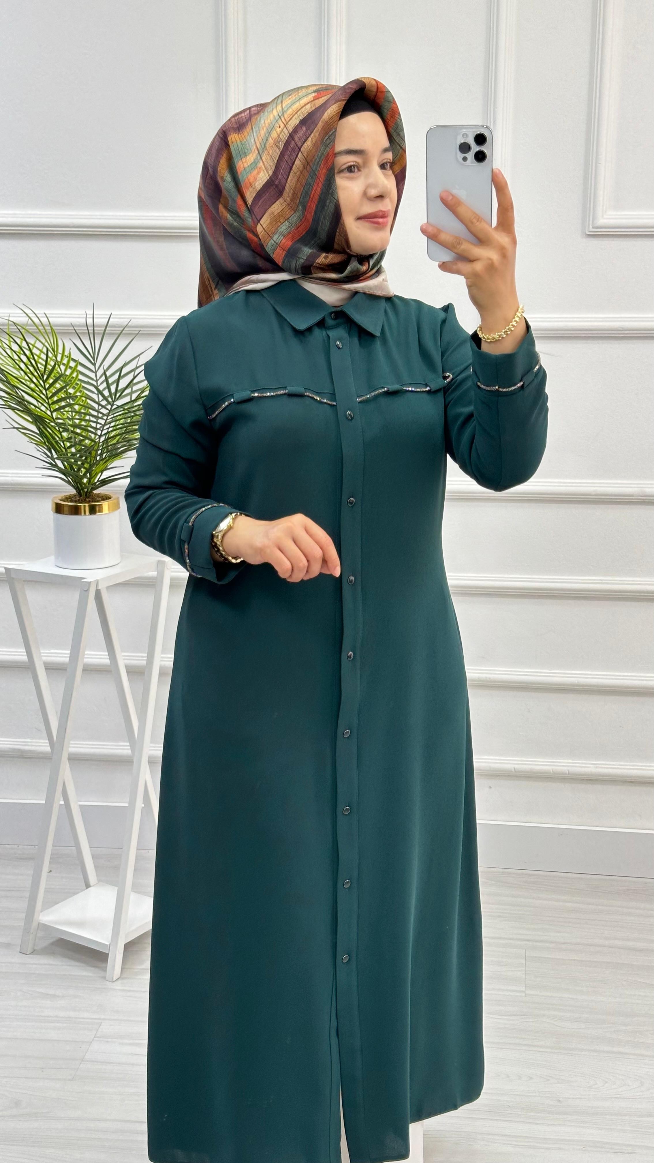Kolları Ve Önü Taş Detaylı Tunik 4712 - Zümrüt Yeşili