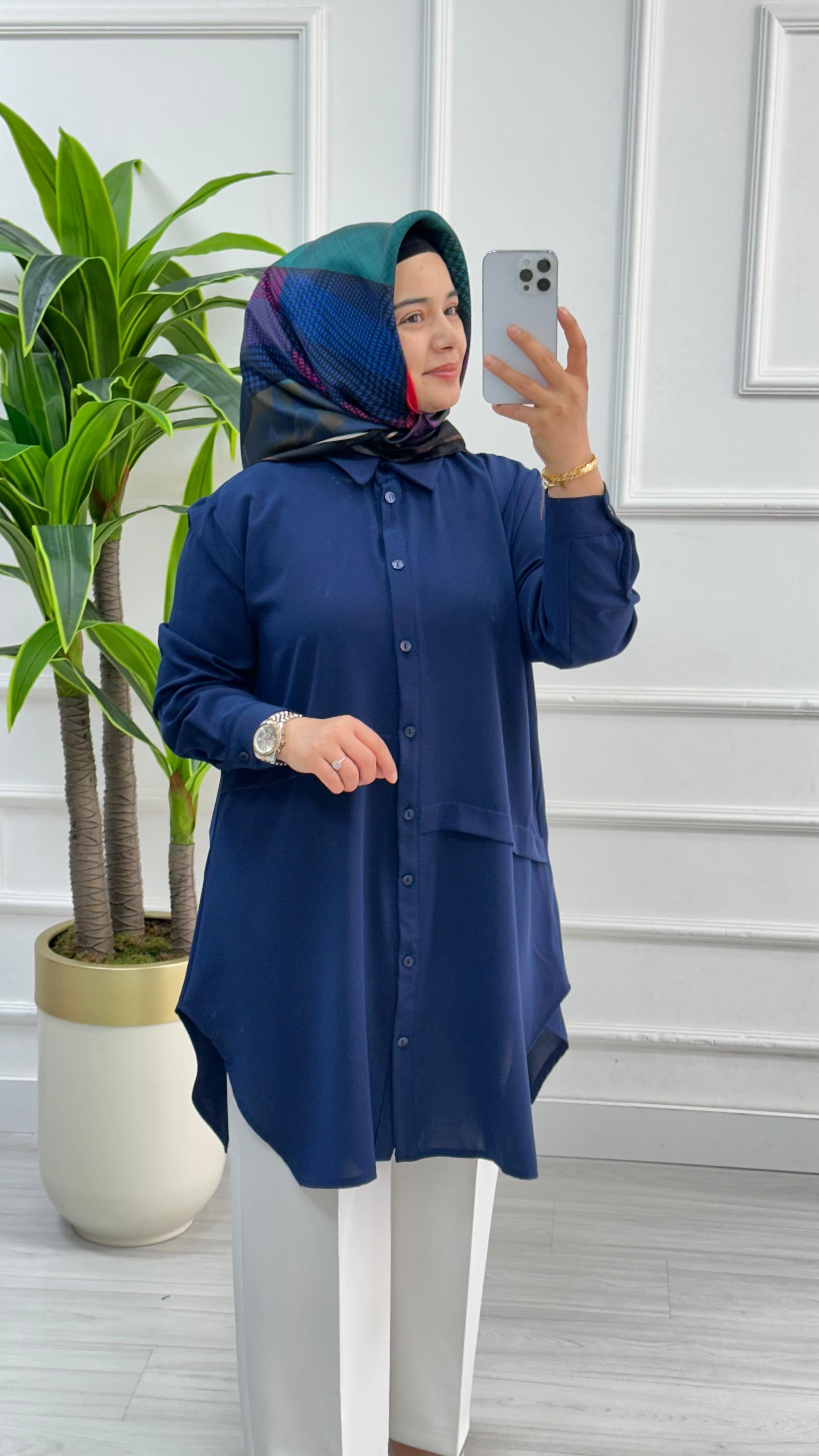 Önleri Geniş Pileli Linda Rahat Kalıp Tunik 1173 - Lacivert