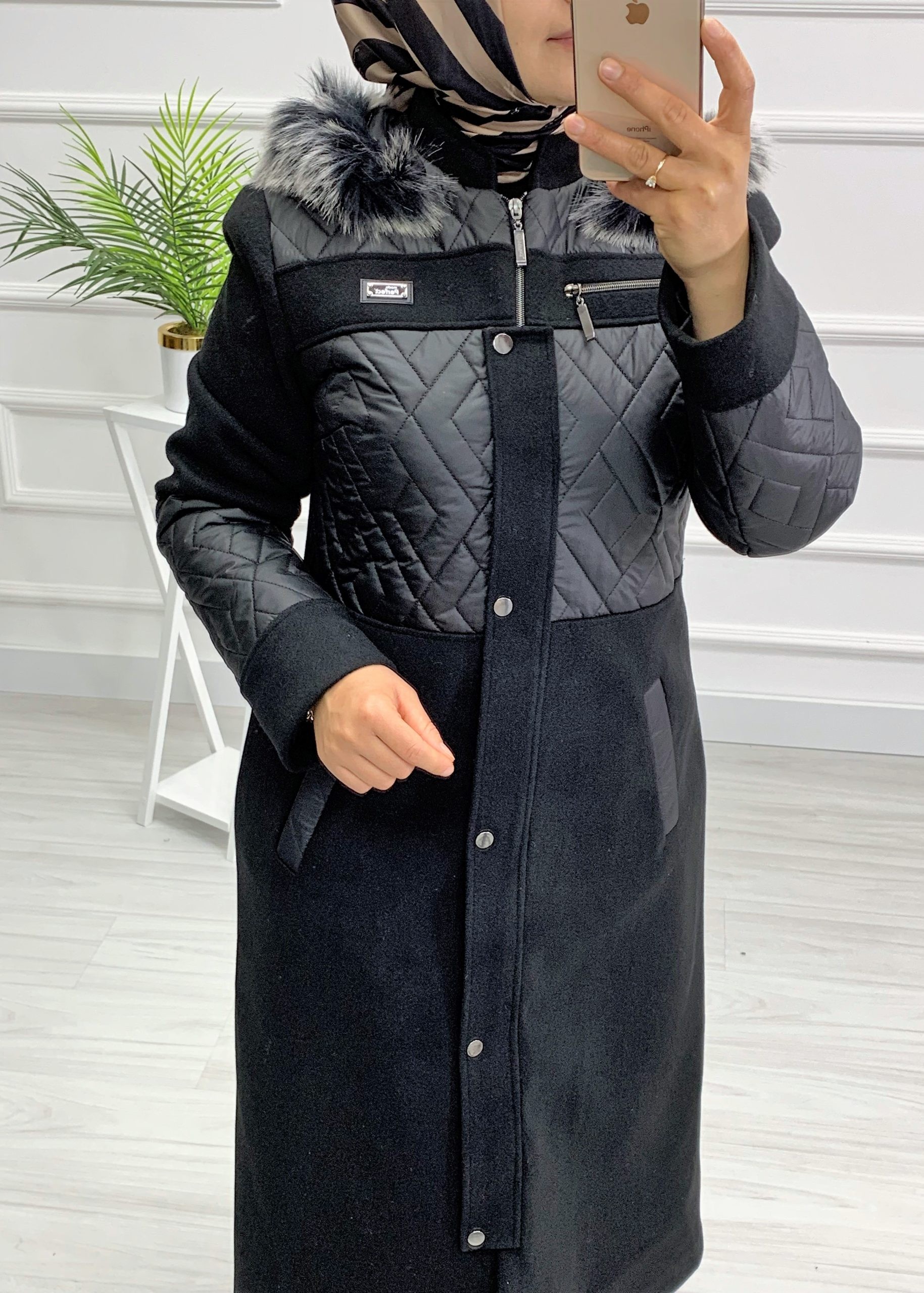 Kolları kapitoneli kaşe kaban siyah 9008