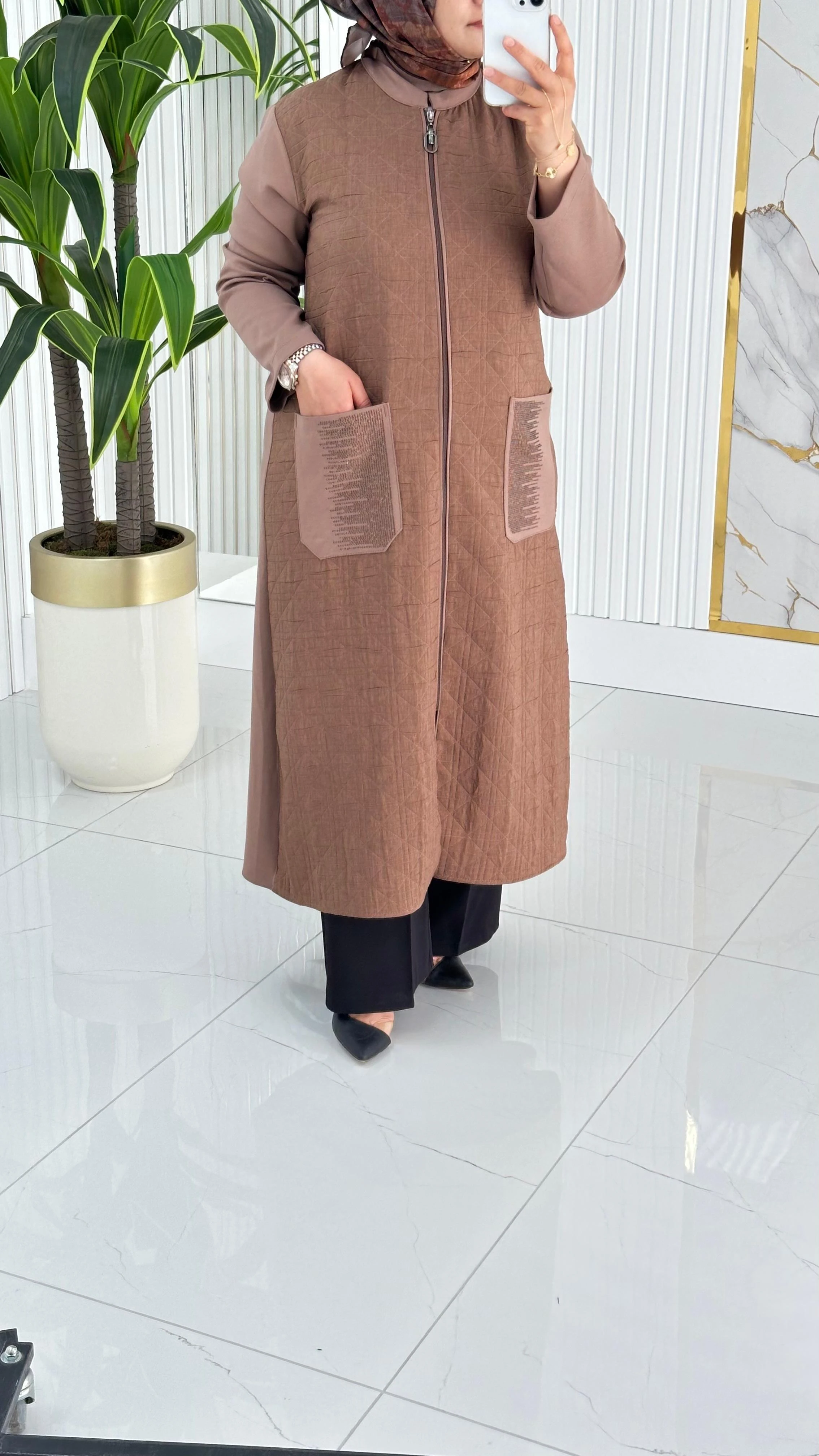 Haya Önü Fermuarlı Kapüşon Cepli Kadın Kapitone Kap 1634 - Vizon