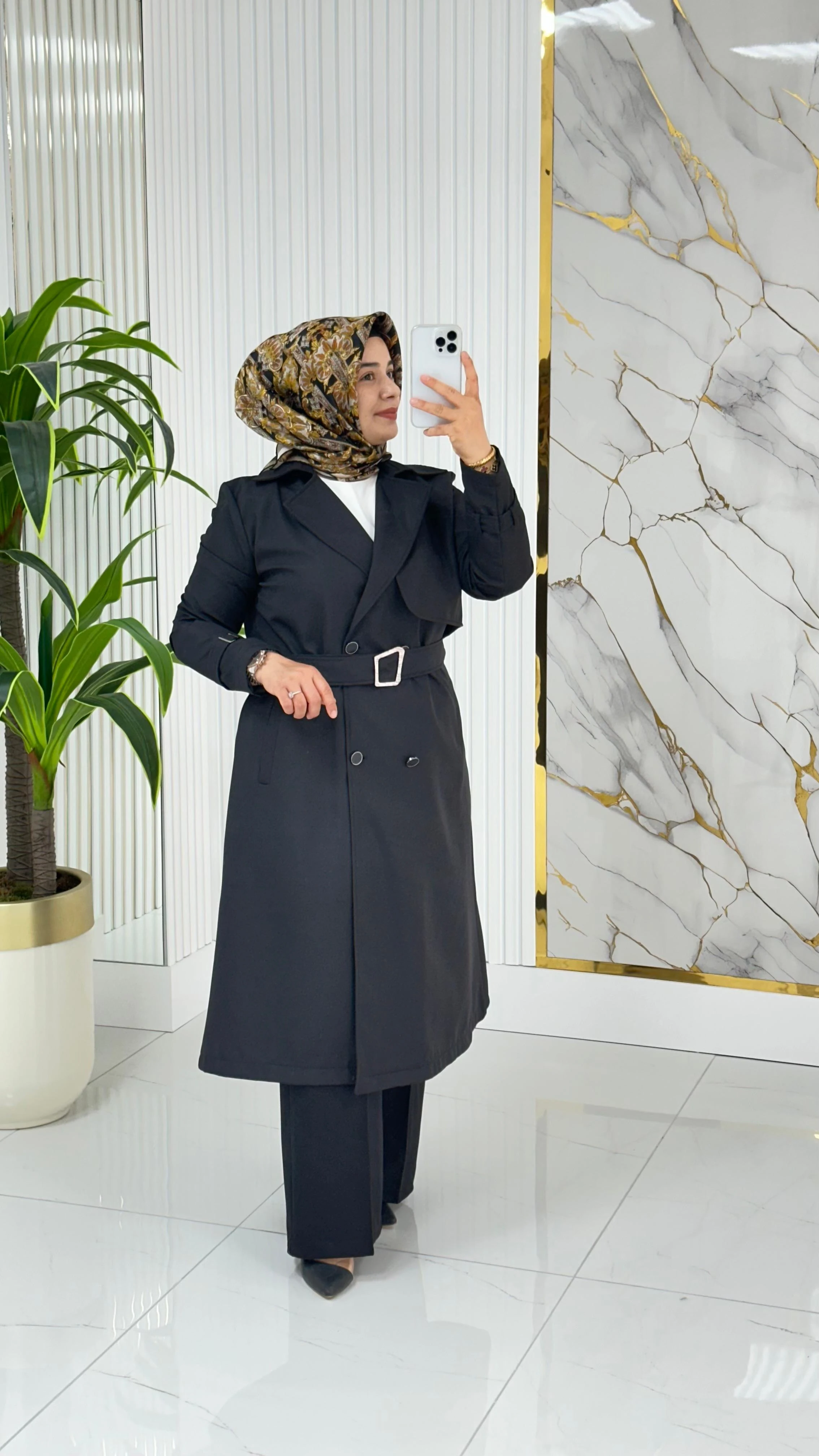 Çınar Özkan Kruvaze Yaka Düğmeli Beli Kemerli Kadın Trench Kap 2280 - Siyah