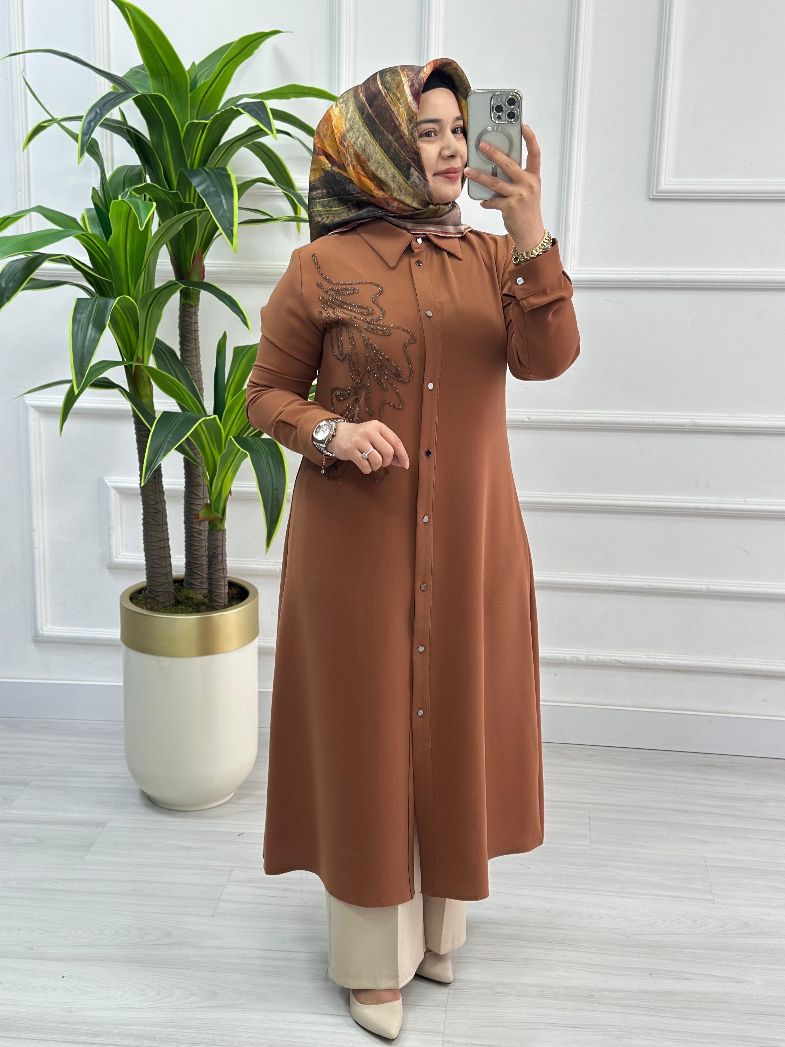 Çınar Özkan Önü Taş Detaylı Uzun Krep Tunik 2074 - Taba