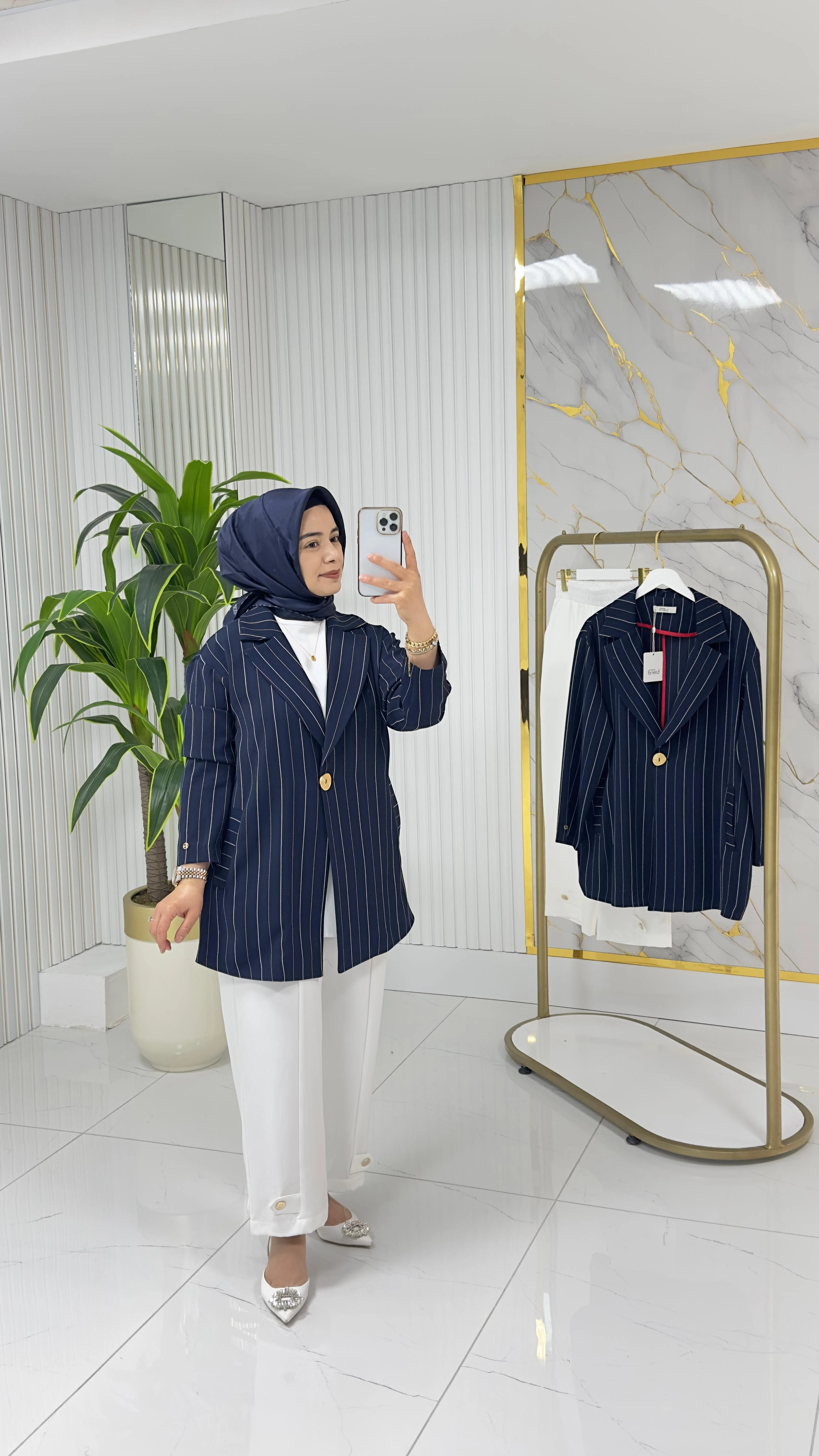 chumiさん ARMİNE TREND CEKETLİ PANTOLONLU TAKIM 643-Armine Trend