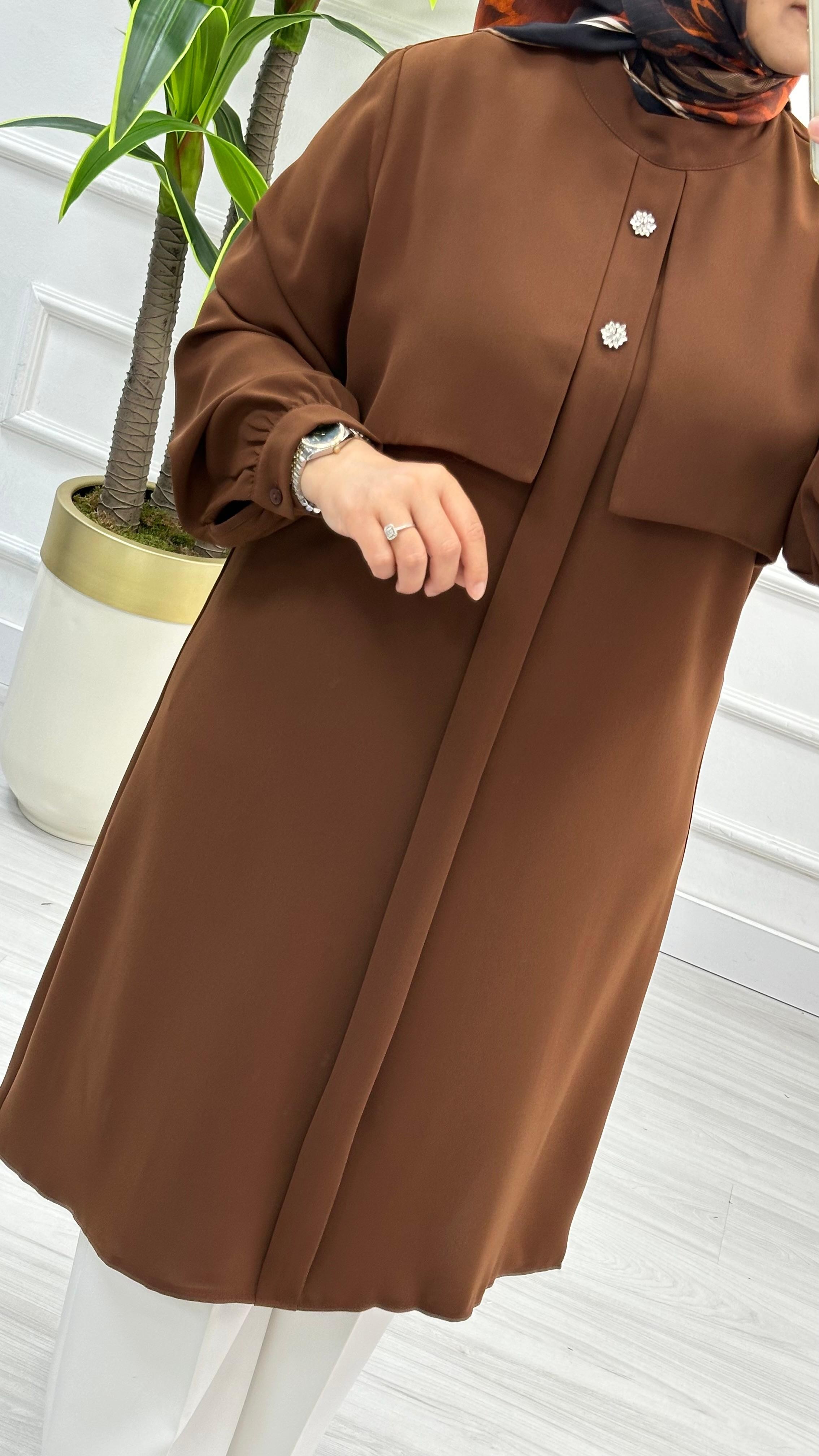Alesya Taşlı Cepkenli Polo Krep Tunik 4887 - Kahverengi