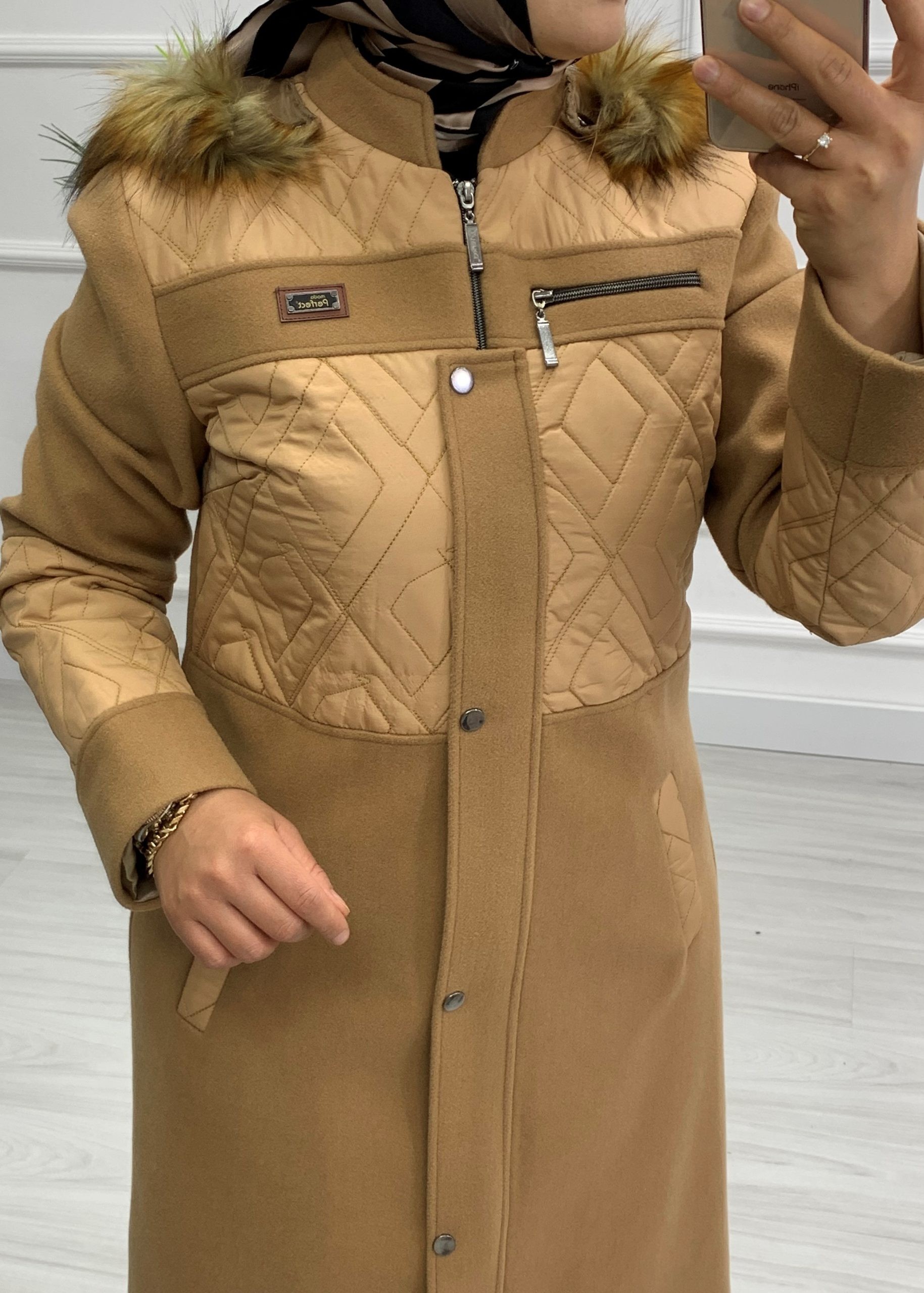 Kolları kapitoneli kaşe kaban camel 9008