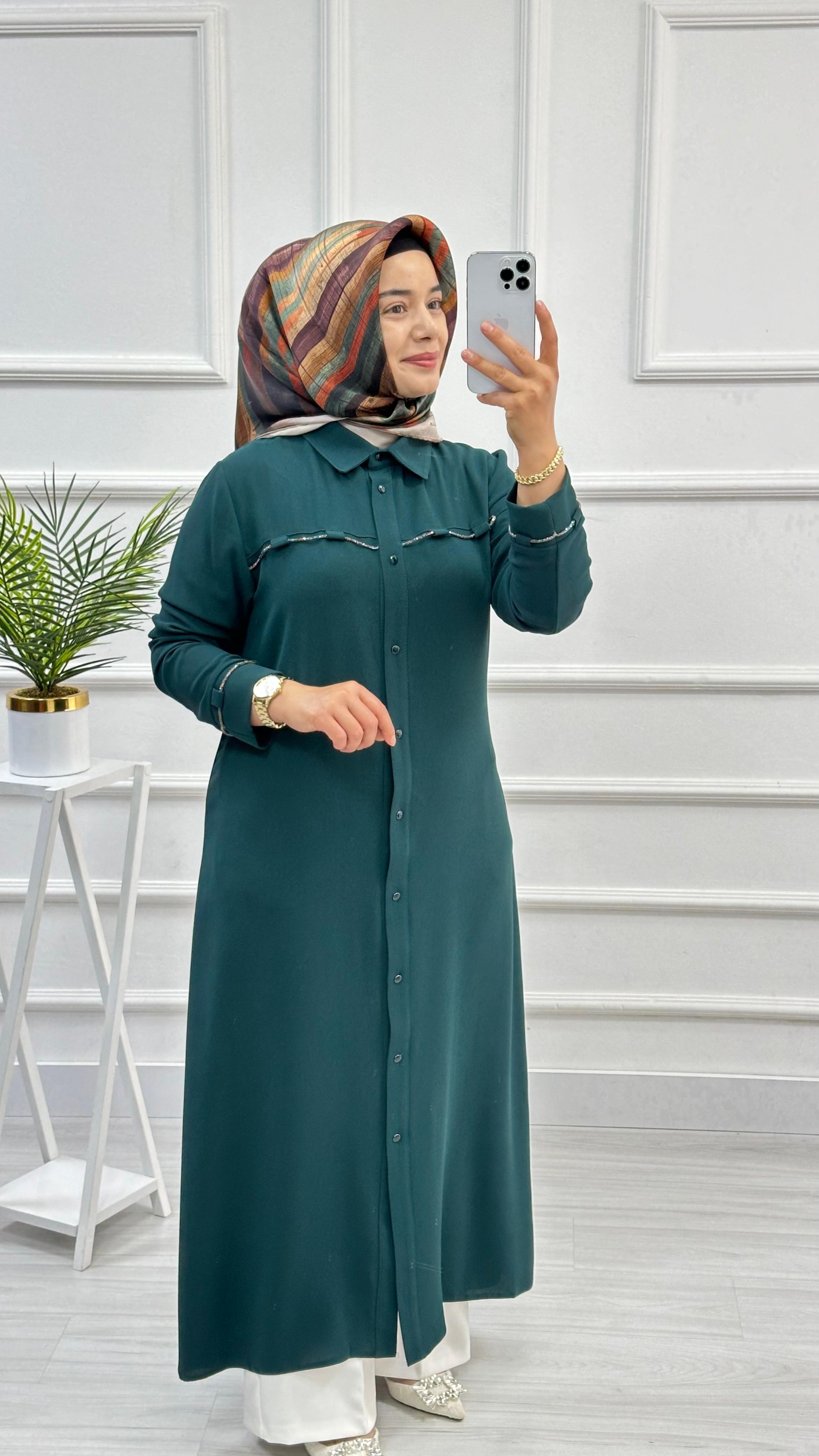 Kolları Ve Önü Taş Detaylı Tunik 4712 - Zümrüt Yeşili