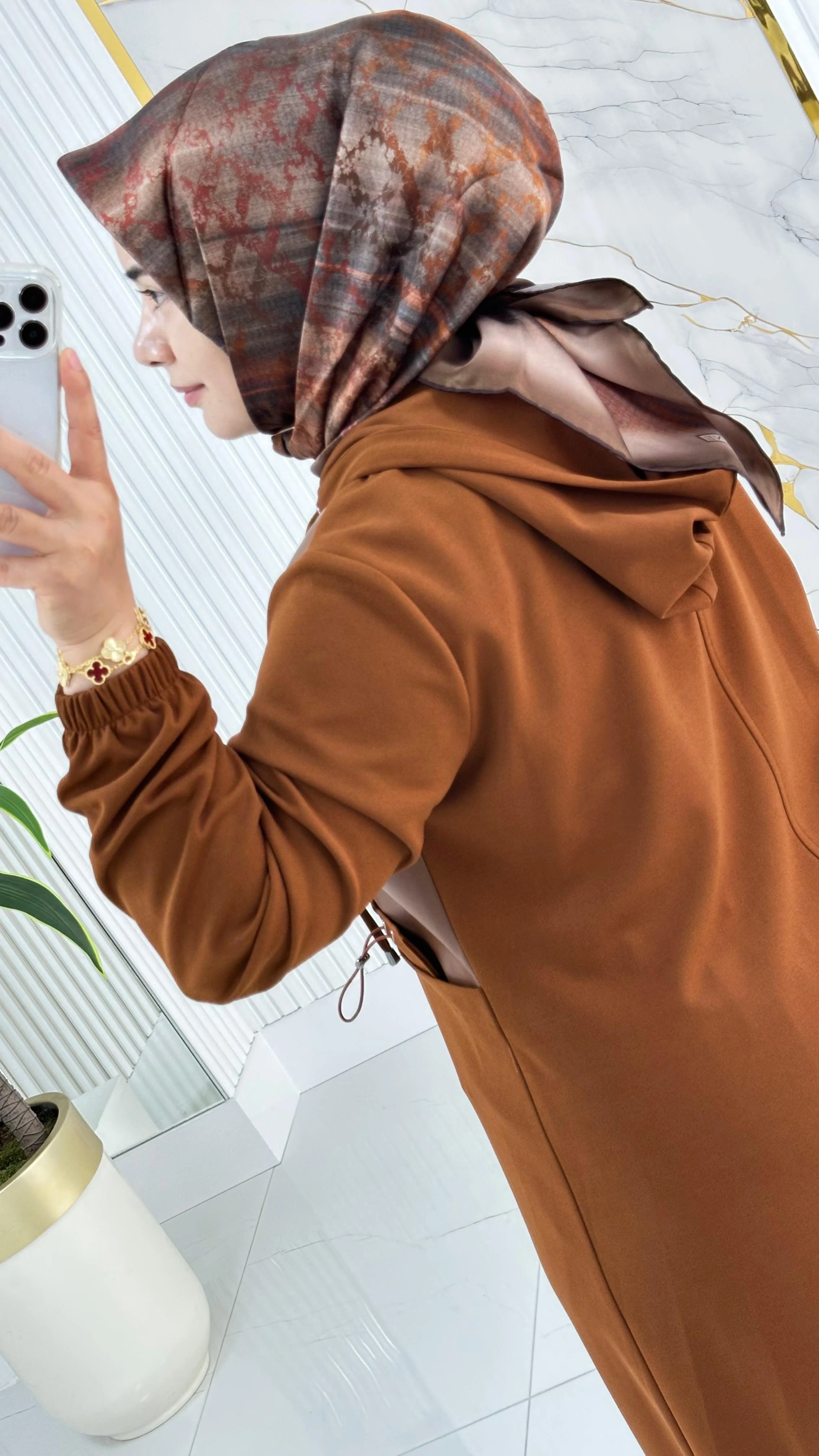 Önü Fermuarlı Deri Kombinli Kadın Giyçık Kap 2278 - Taba