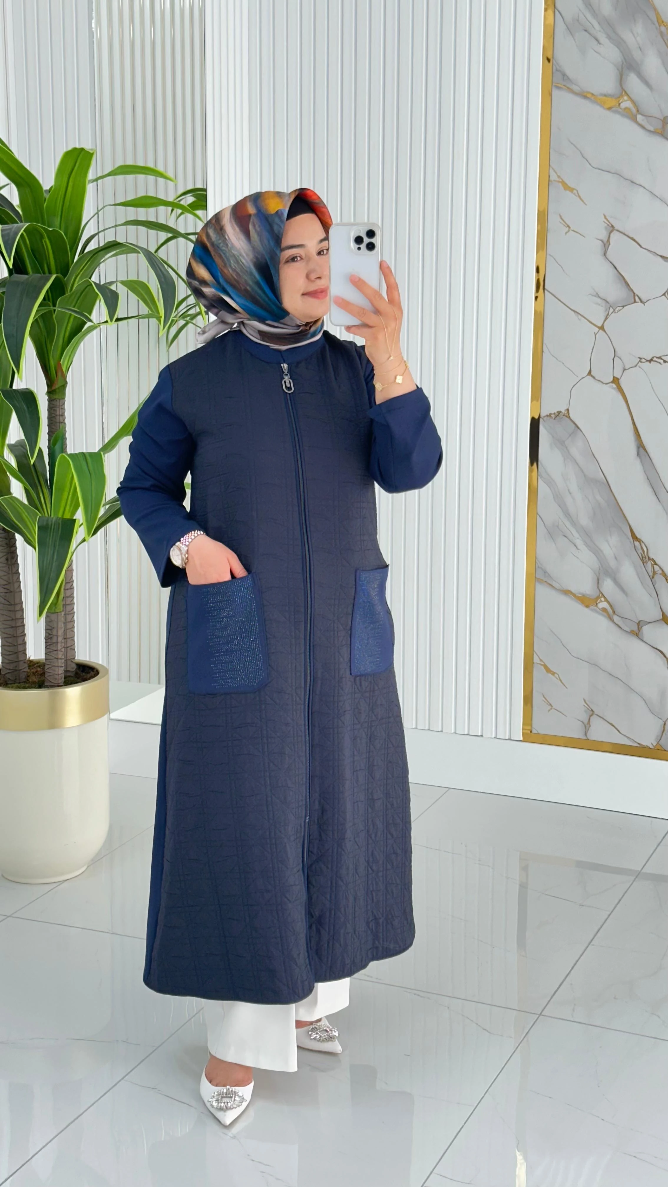 Haya Önü Fermuarlı Kapüşon Cepli Kadın Kapitone Kap 1634 - Lacivert