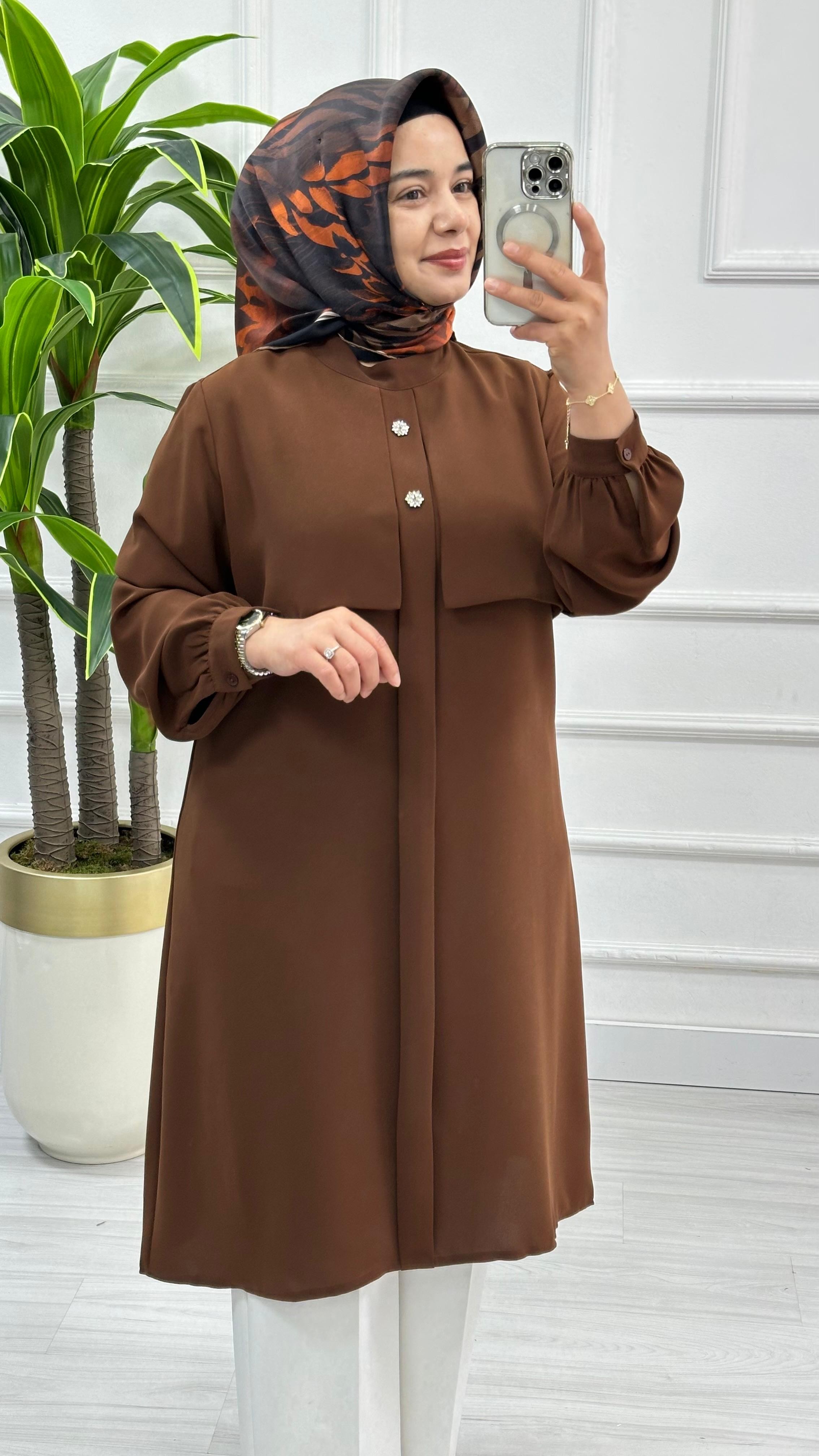 Alesya Taşlı Cepkenli Polo Krep Tunik 4887 - Kahverengi