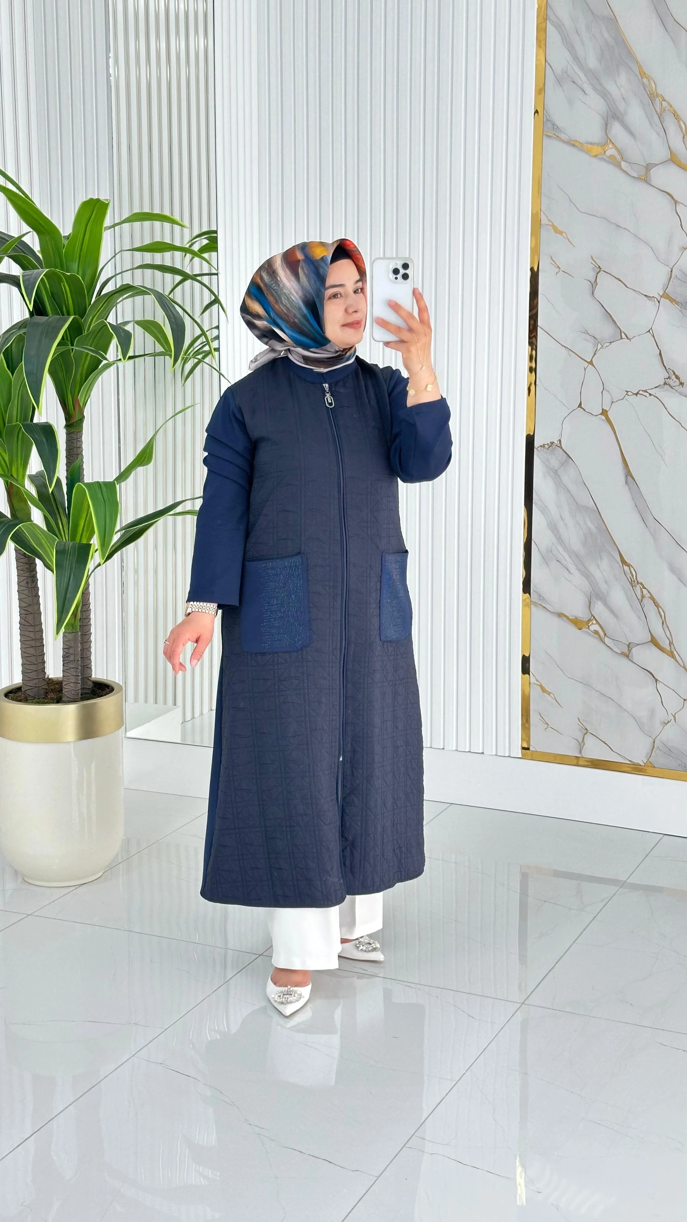 Haya Önü Fermuarlı Kapüşon Cepli Kadın Kapitone Kap 1634 - Lacivert