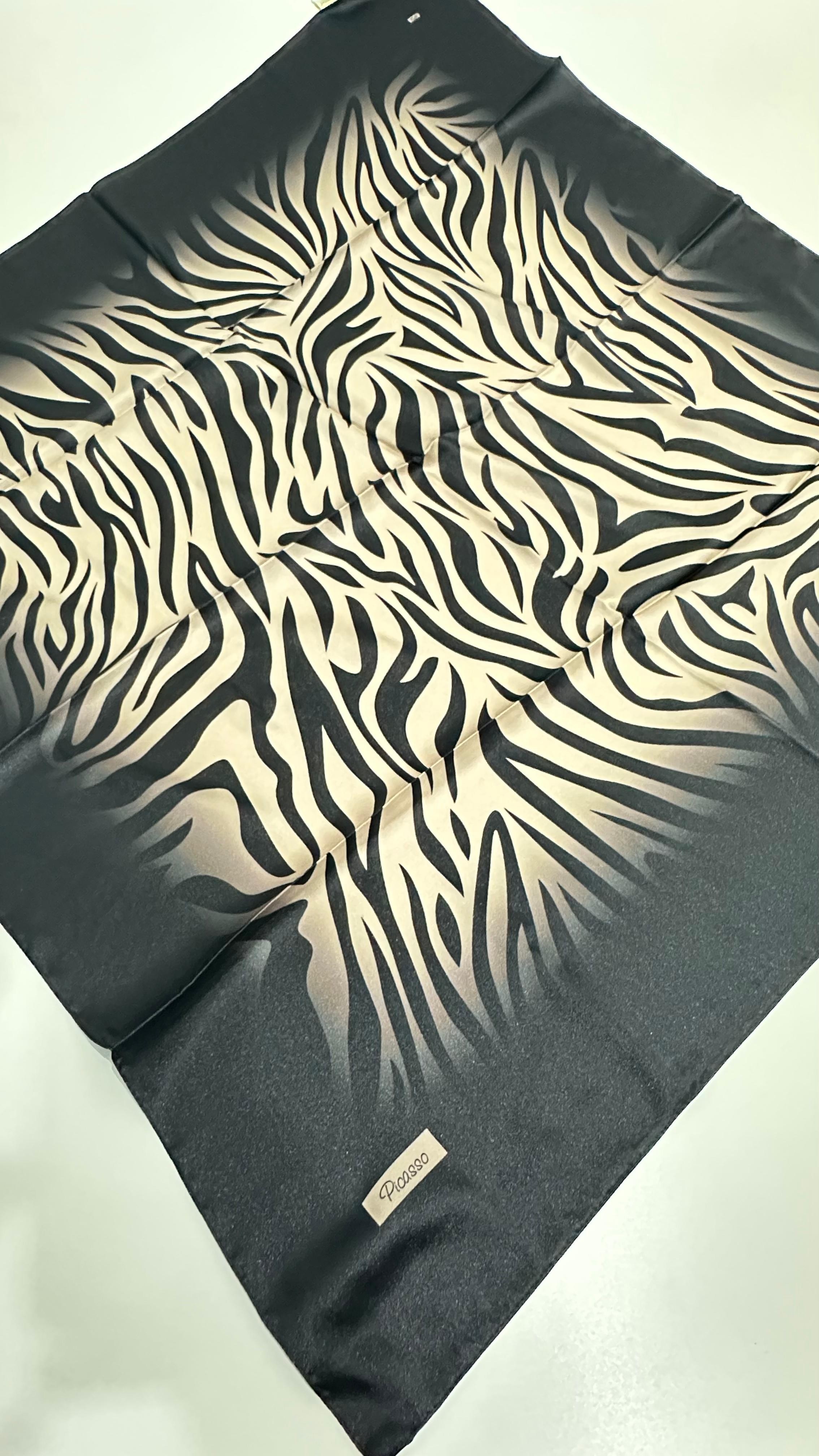 Zebra Desenli Eşarp Ap24