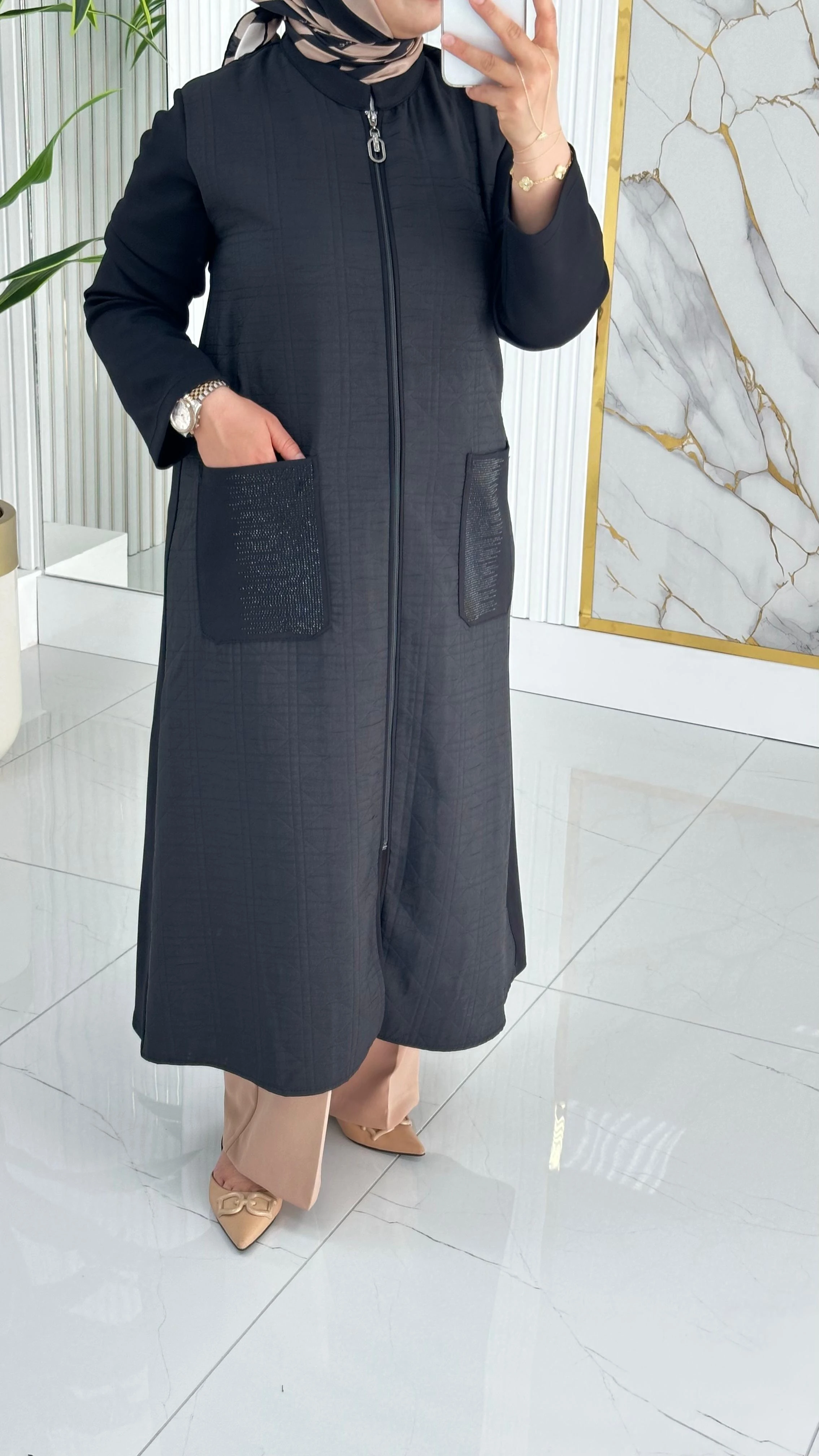 Haya Önü Fermuarlı Kapüşon Cepli Kadın Kapitone Kap 1634 - Siyah