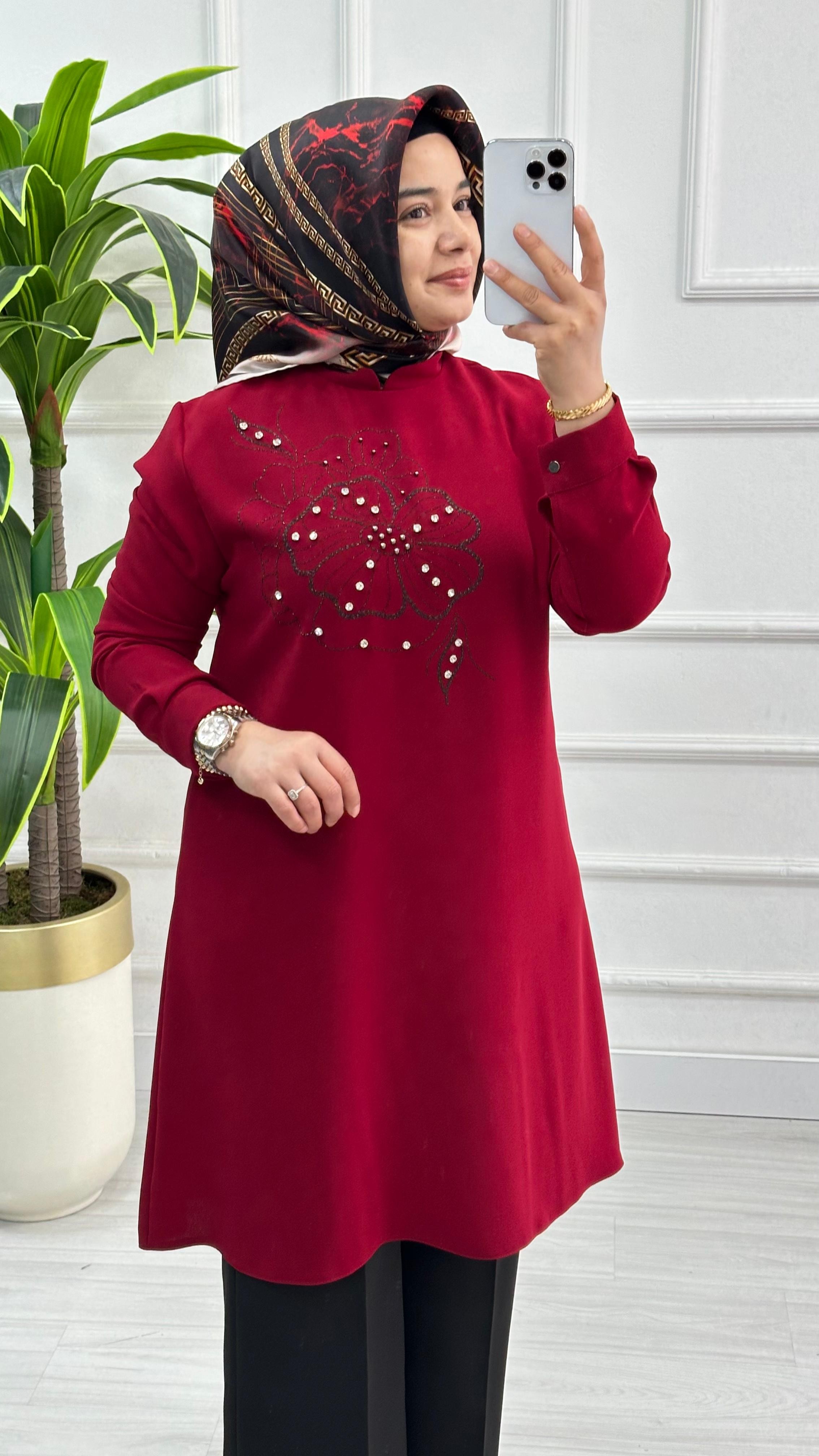 Çınar Özkan Önü Taş İşlemeli Tunik 2110