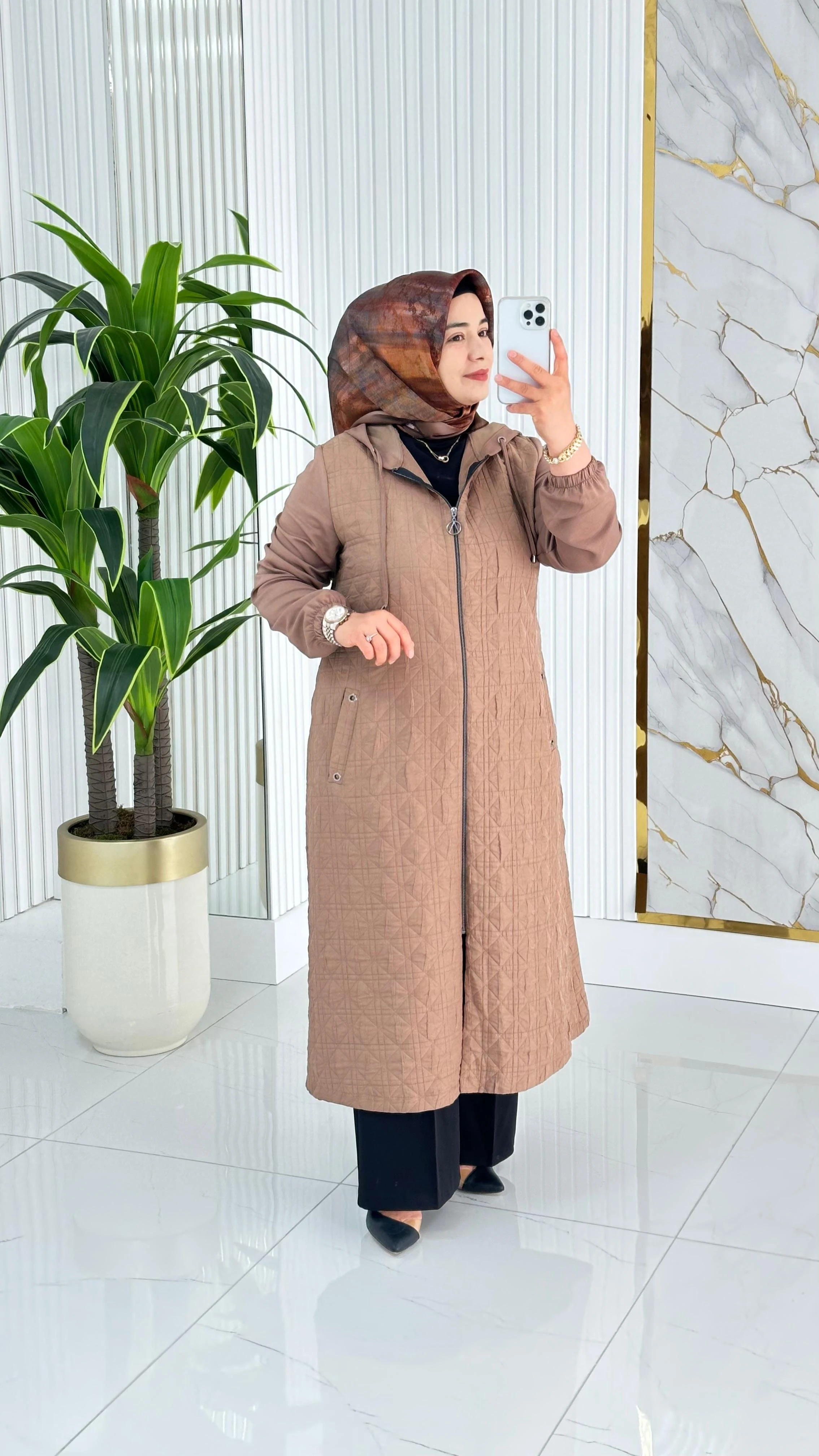 Çınar Özkan Önü Fermuarlı Cepli Kadın Kapitone Kap 2265 - Vizon