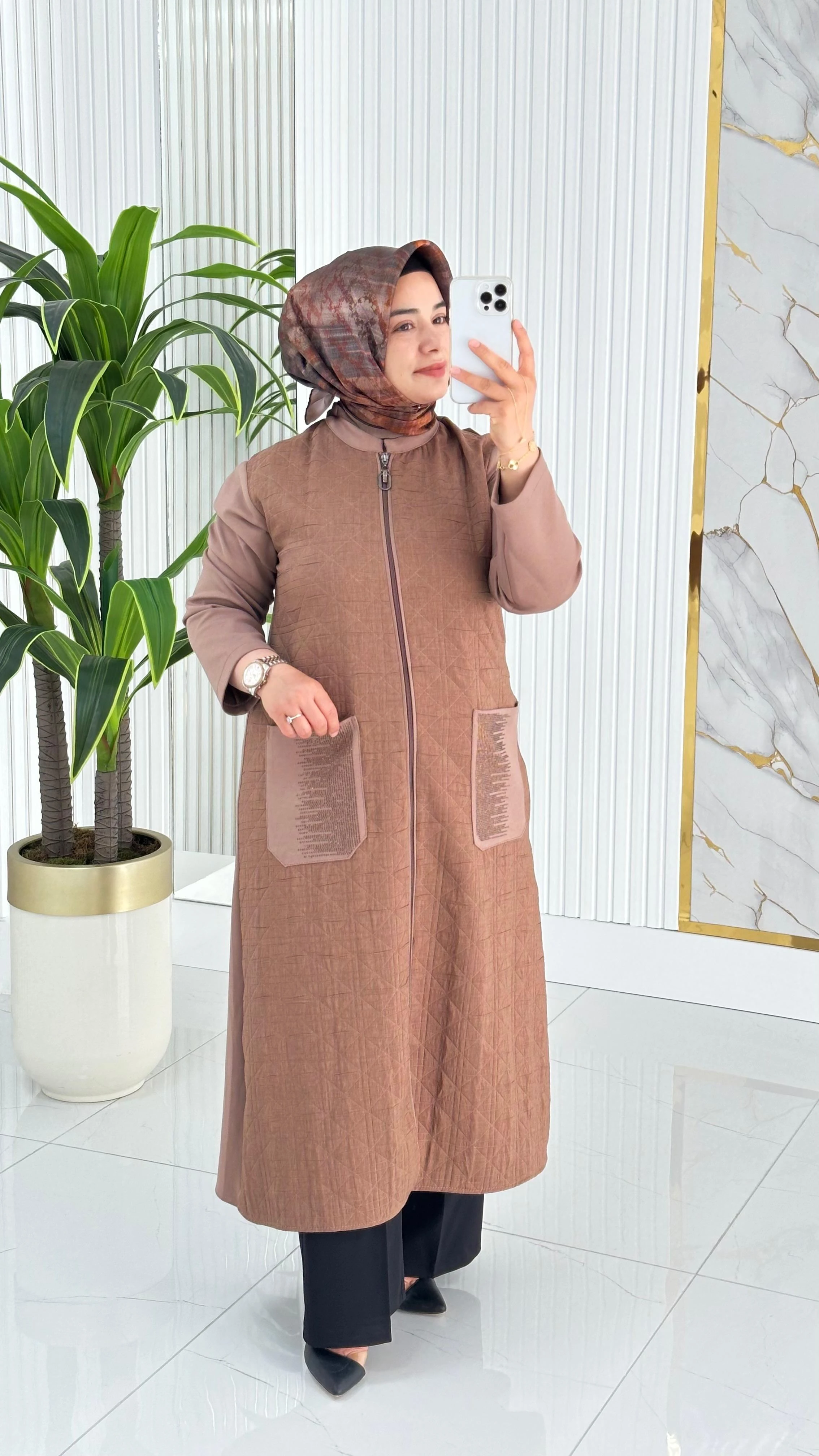 Haya Önü Fermuarlı Kapüşon Cepli Kadın Kapitone Kap 1634 - Vizon