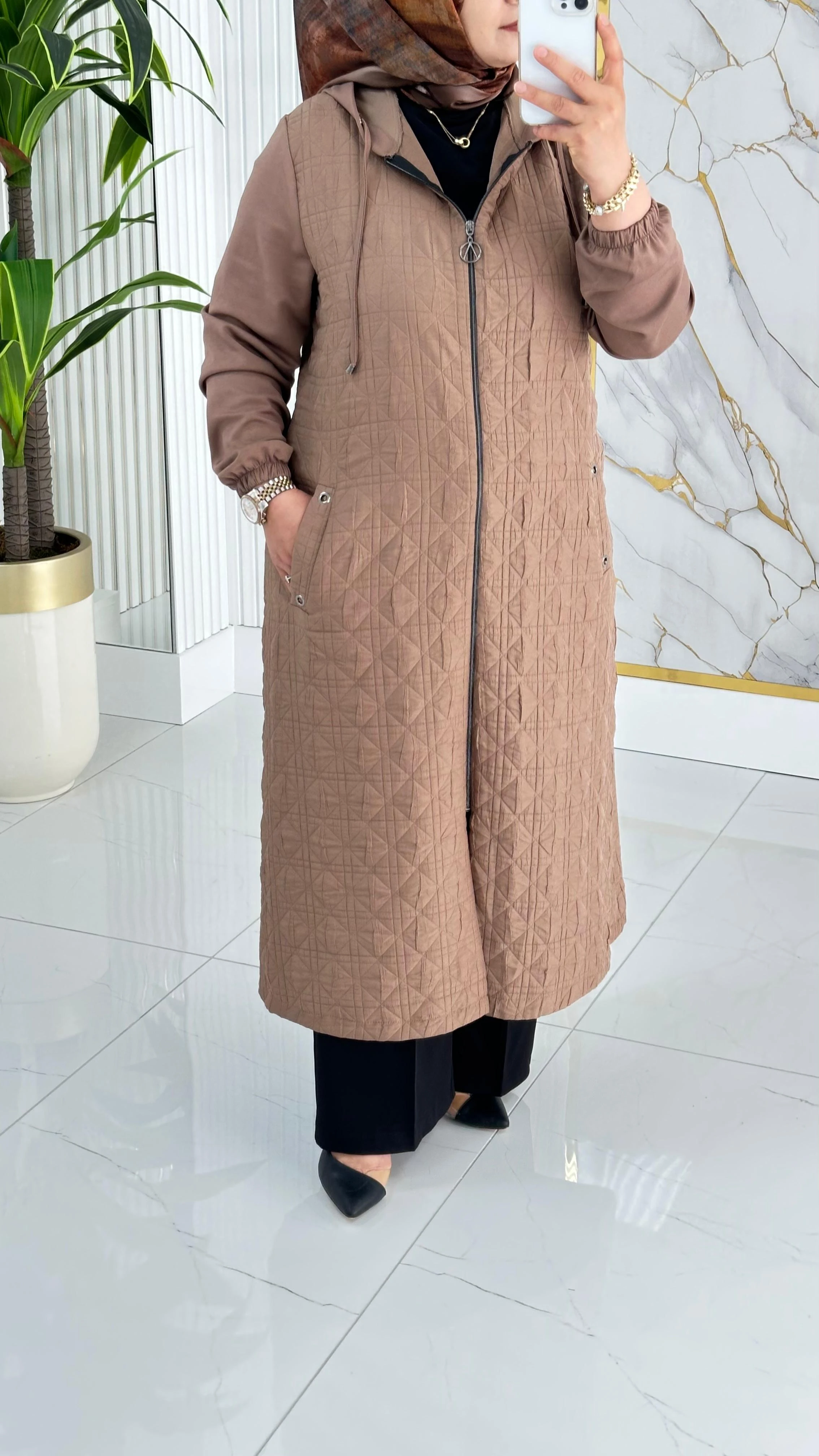 Çınar Özkan Önü Fermuarlı Cepli Kadın Kapitone Kap 2265 - Vizon