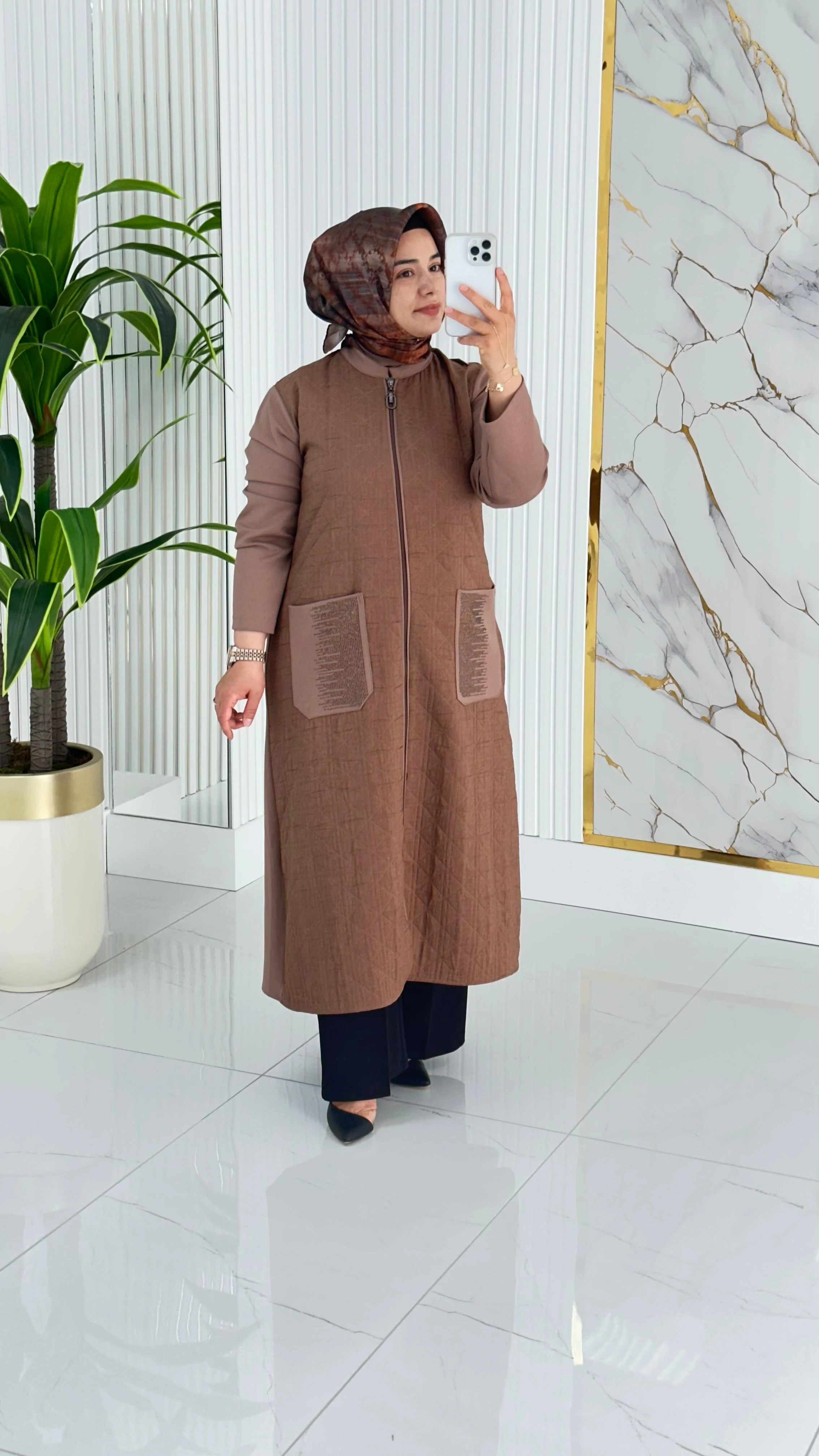 Haya Önü Fermuarlı Kapüşon Cepli Kadın Kapitone Kap 1634 - Vizon