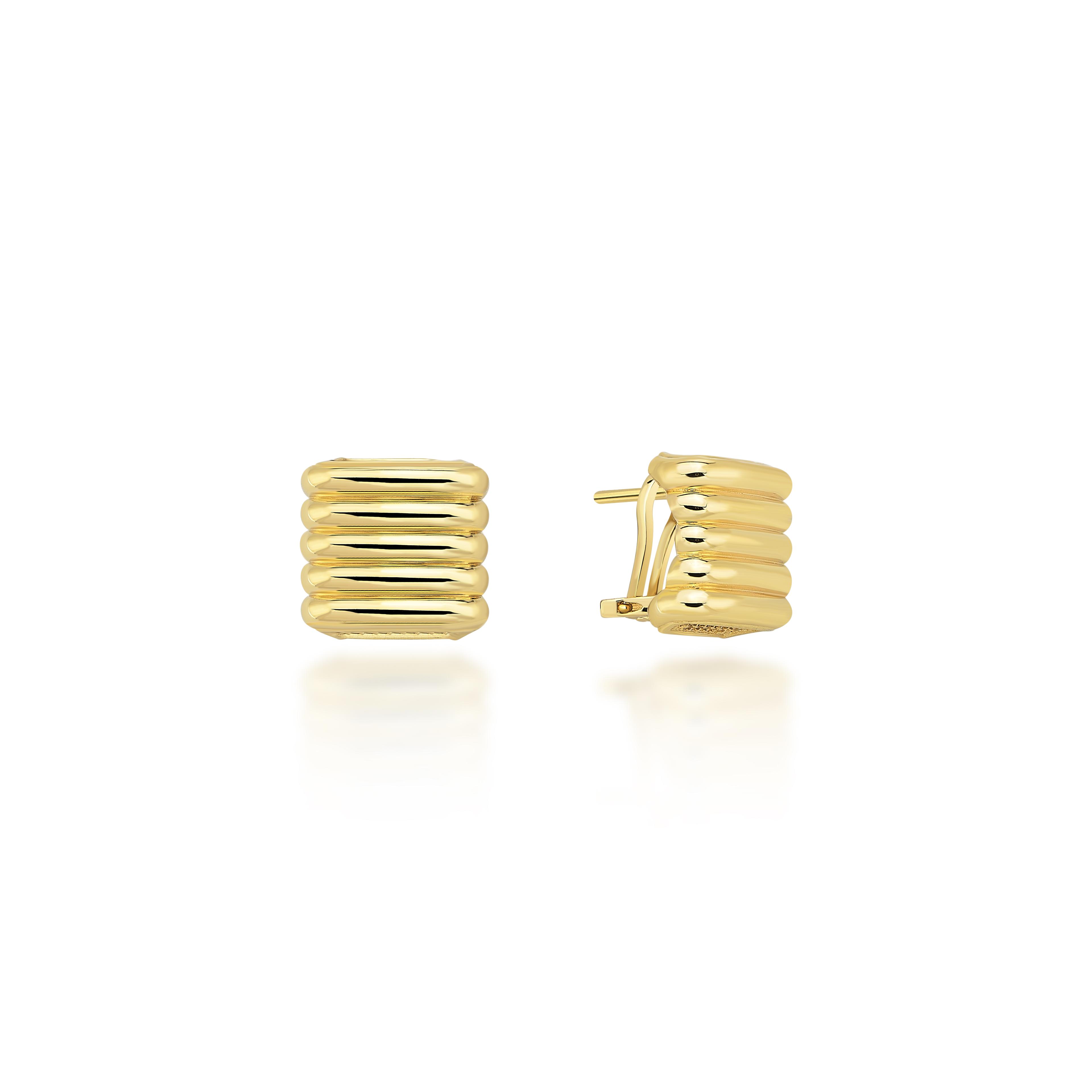Vero Knuckle Earring