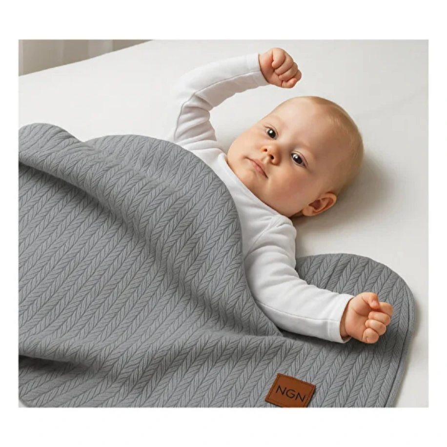 NGN COLLECTİON %100 Pamuk Örgü Desenli Pike 100x110 cm – Bebek ve Çocuk Battaniyesi