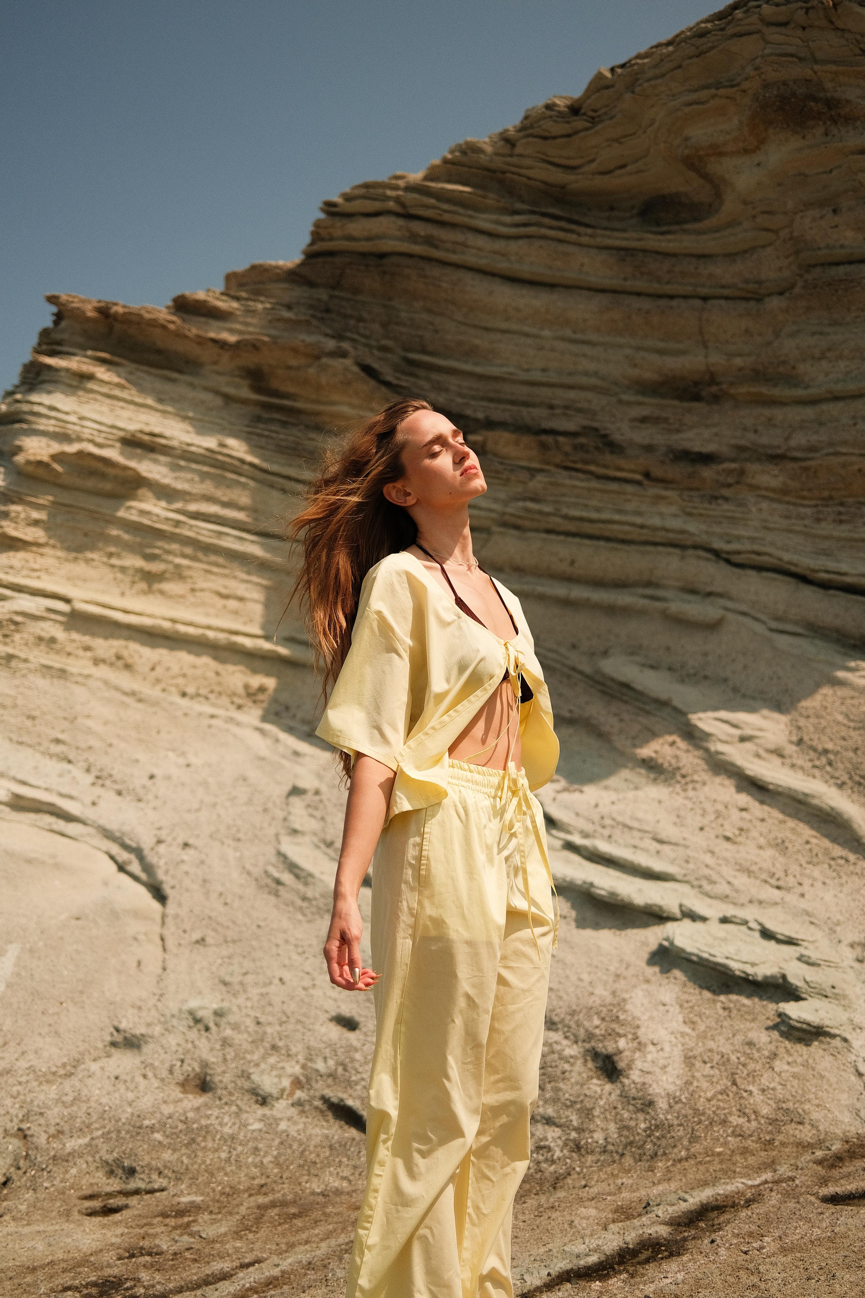 HOLİ Top | LEMONADE