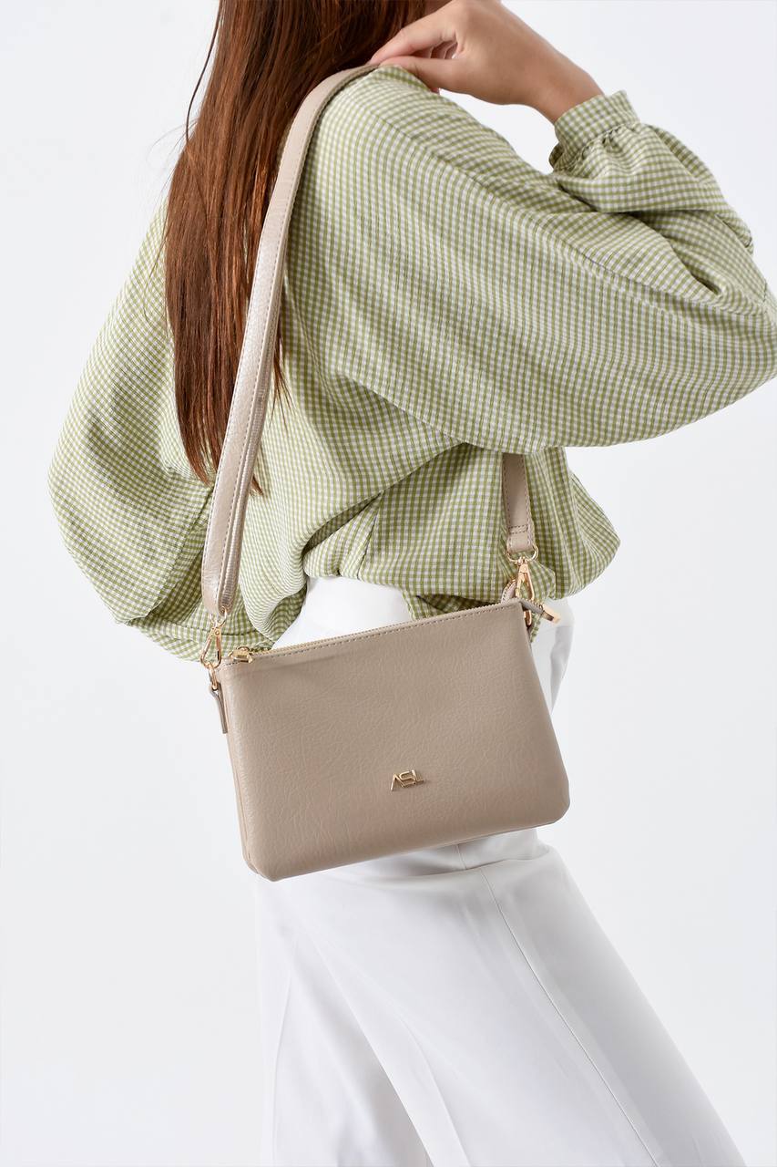 GÜNLÜK KULLANIMA UYGUN 3 GÖZLÜ KADIN OMUZ ÇANTASI 733 ASEL  - Vizon