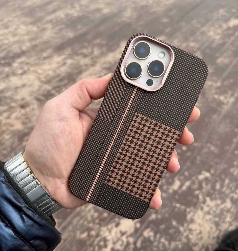 Fiber Carbon Kahve/Siyah Detaylı Kılıf