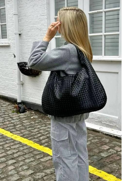 ÖRGÜ DETAYLI KADIN OMUZ ÇANTASI ELLORA - Siyah