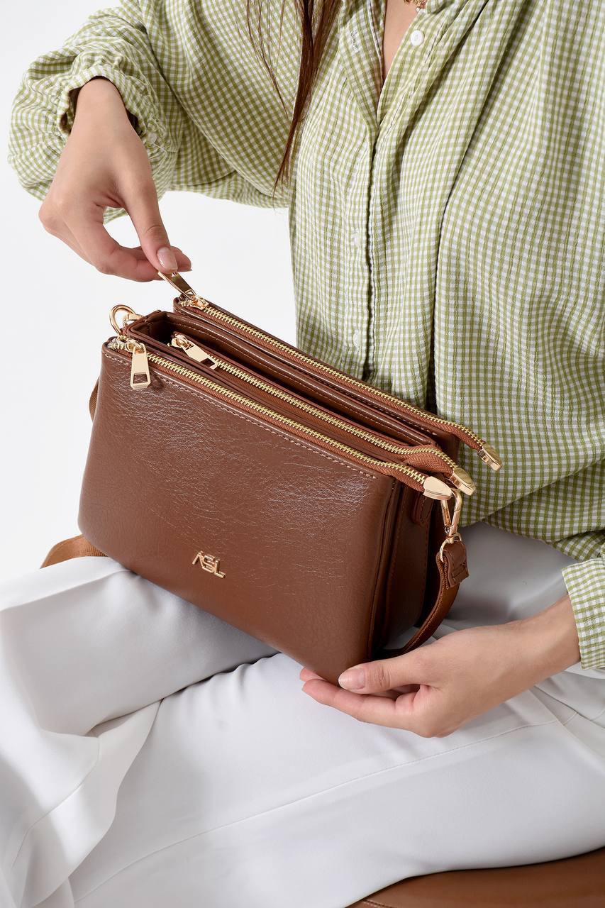 GÜNLÜK KULLANIMA UYGUN 3 GÖZLÜ KADIN OMUZ ÇANTASI 733 ASEL  - Taba