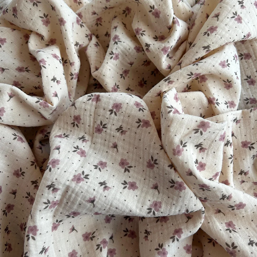 Toptan Müslin Kumaş / Krem Zemin Çiçek Desenli  / DRY 178 - Pembe