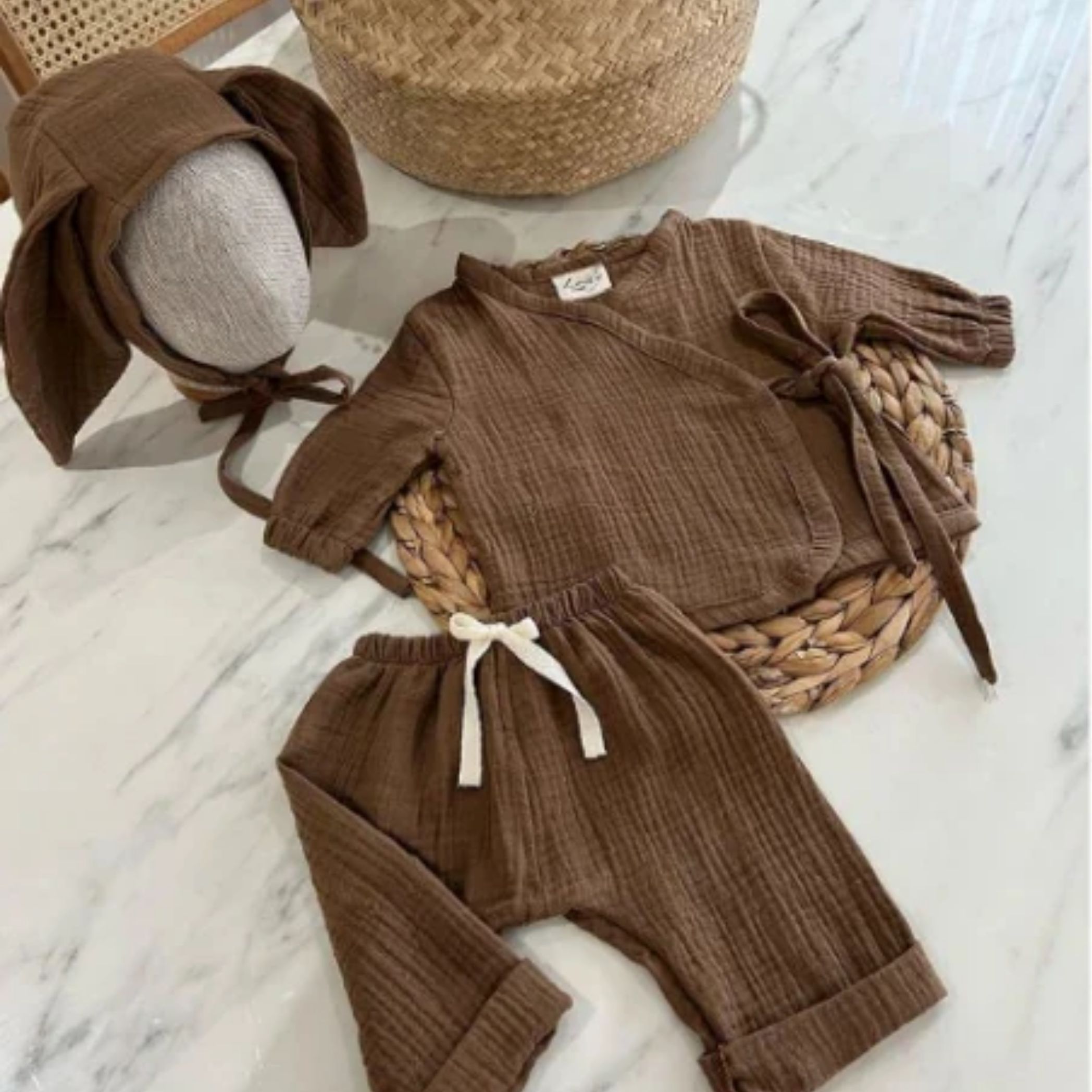 Yenidoğan Erkek Bebek Alt Üst Takım | Kahverengi | Pamuk Müslin