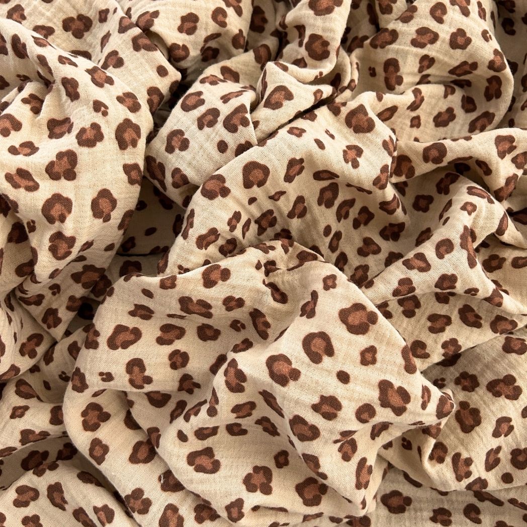 Toptan Müslin Kumaş / Krem Zemin Leopar Desenli / DRY 222