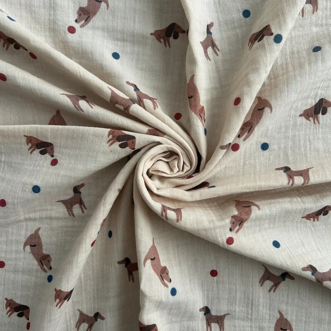 Toptan Müslin Kumaş / Krem Zemin Köpek Desenli / DRY - 218