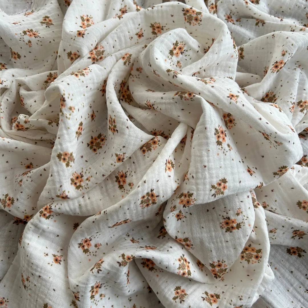 Toptan Müslin Kumaş / Çıtır Çiçek Desenli / DRY - 136 - Ekru-Kahve