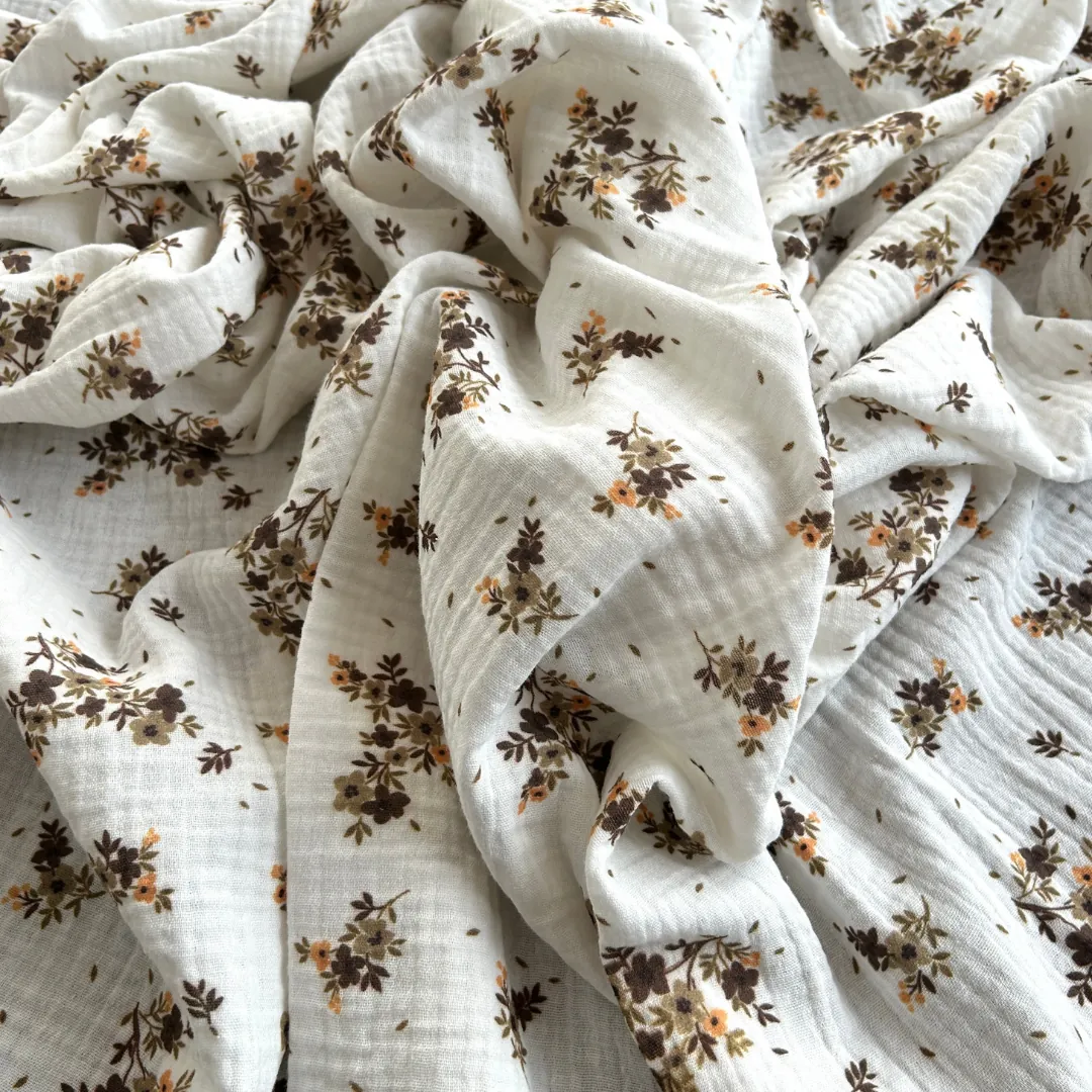 Toptan Müslin Kumaş / Çıtır Çiçek Desenli / DRY - 134 - Ekru-Kahve