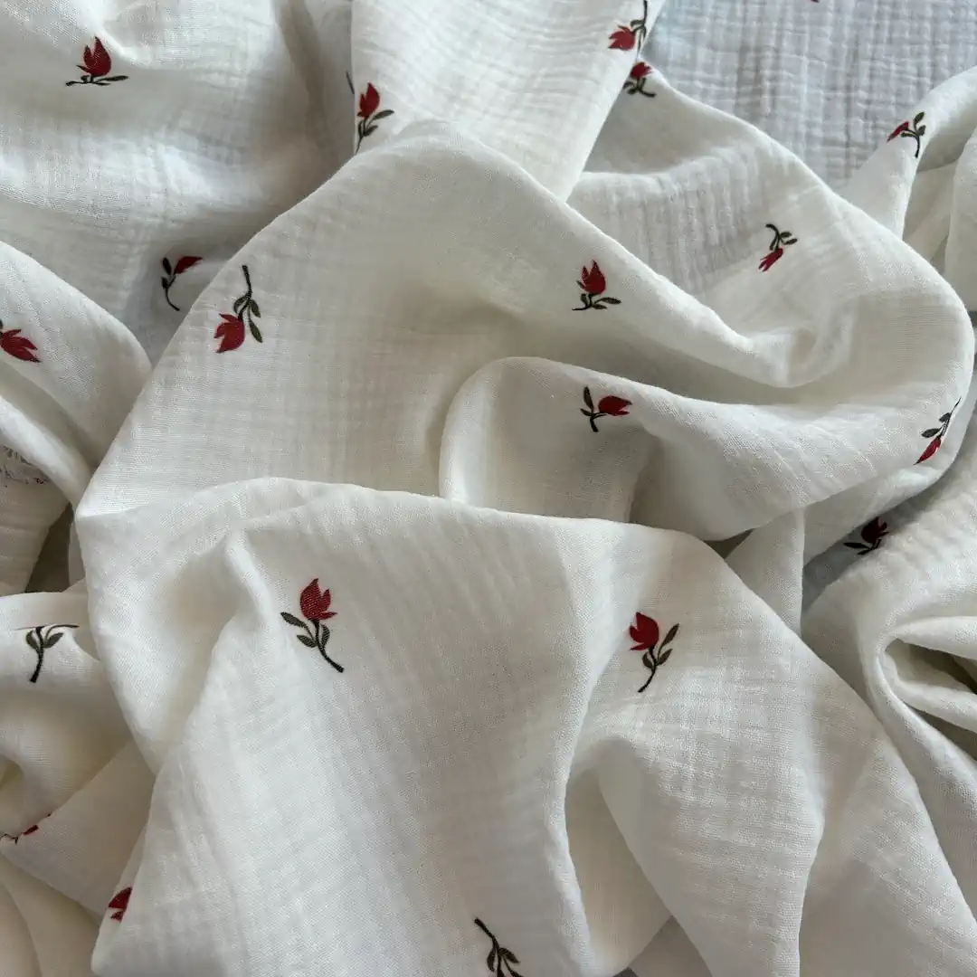 Toptan Müslin Kumaş / Çıtır Çiçek Desenli / DRY - 174 - Kırmızı