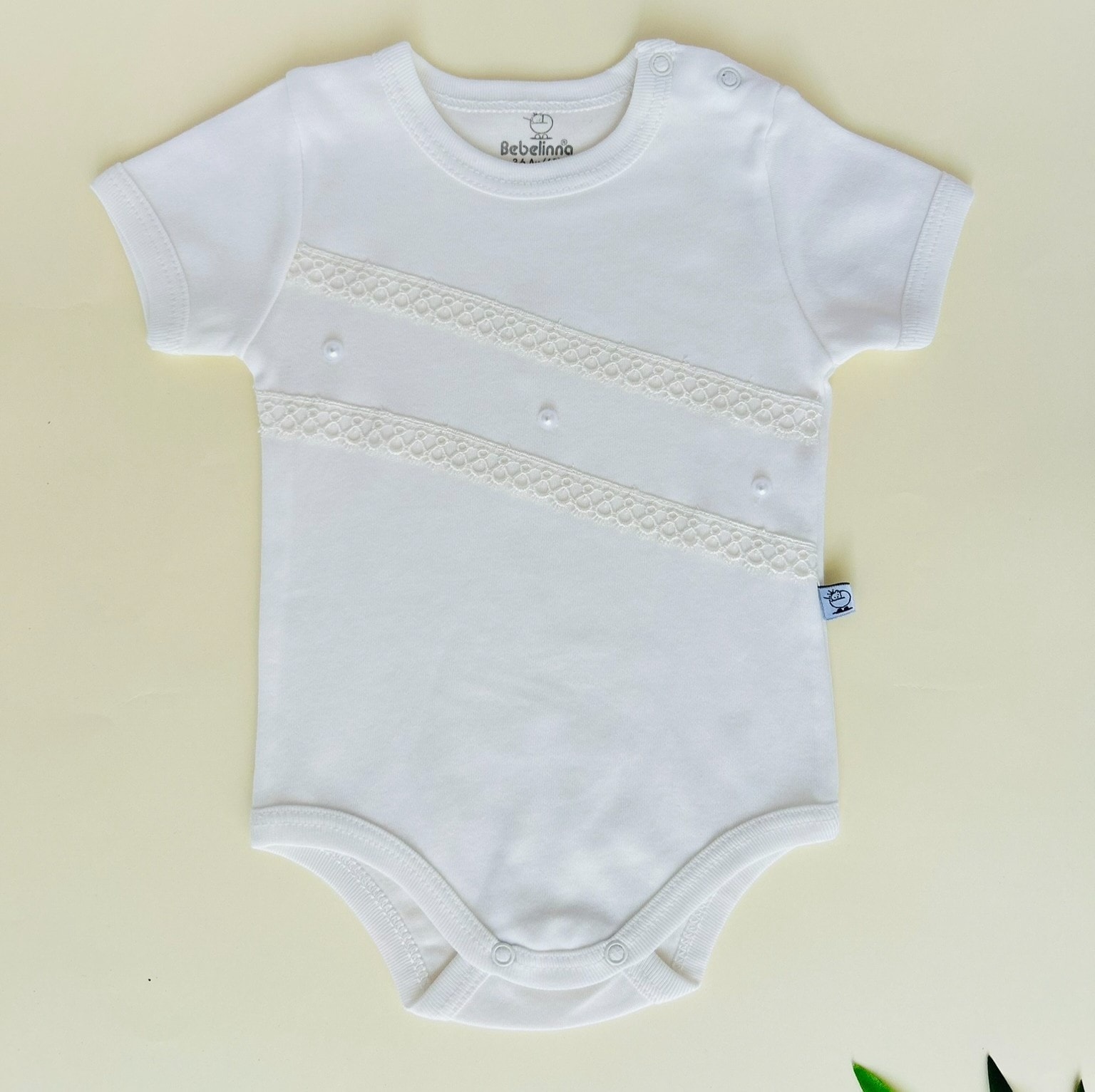 Modelli Kısa Kol Body