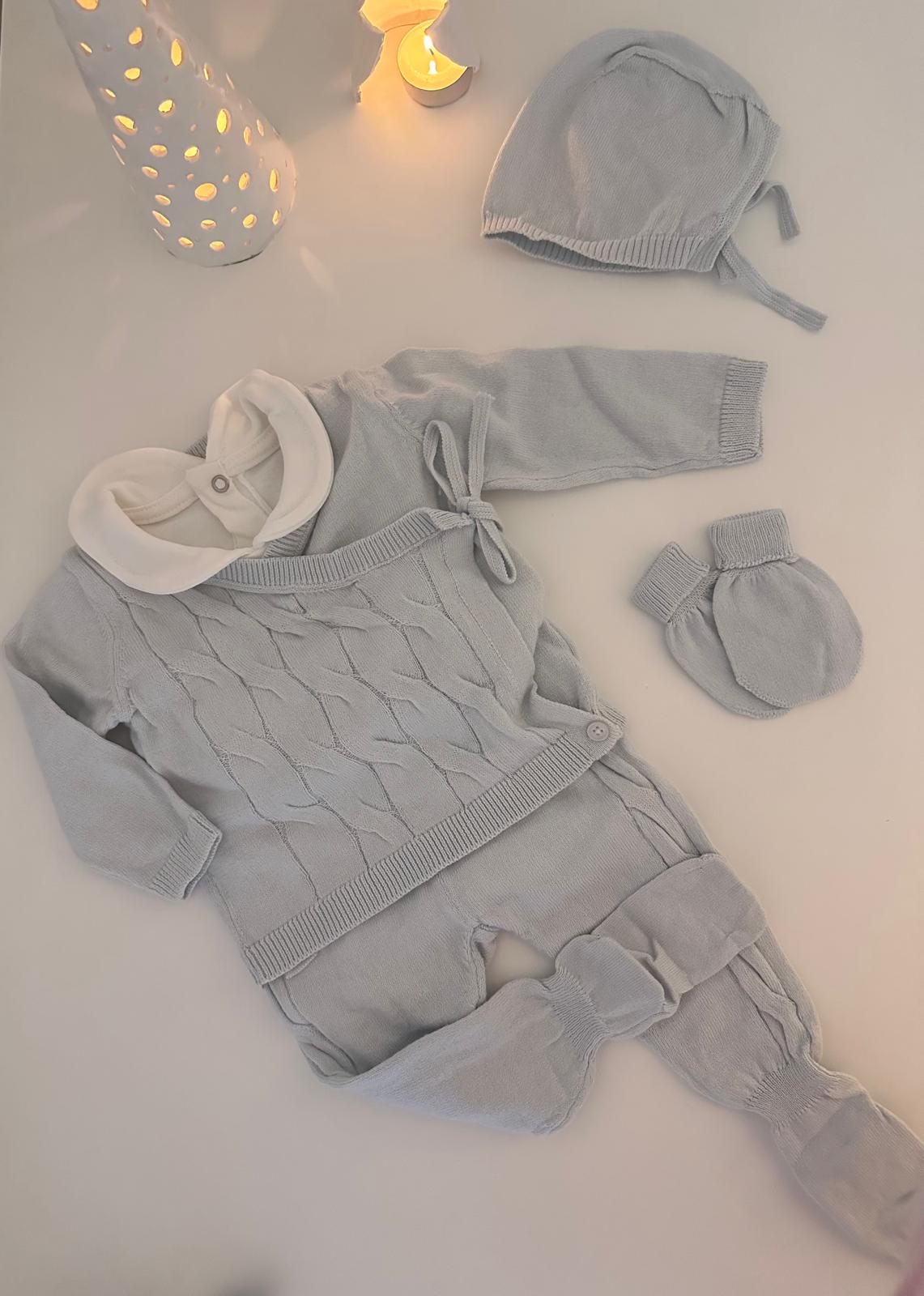 Erkek Bebek 8'li Hediye Seti | Bebek Hediye Kutusu | Yenidoğan & Bebek Giyim