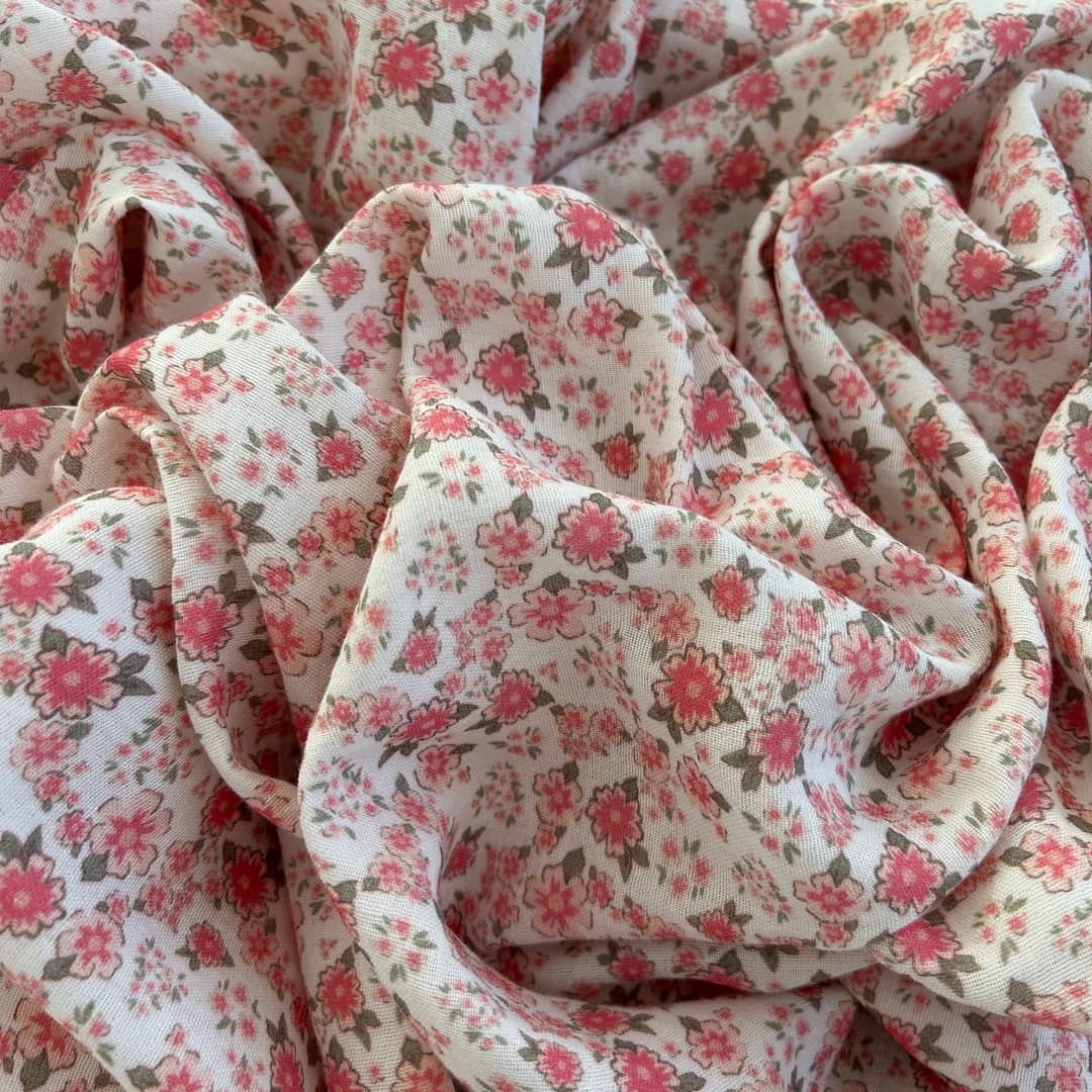 Toptan Müslin Kumaş / Çıtır Çiçek Desenli / DRY - 191