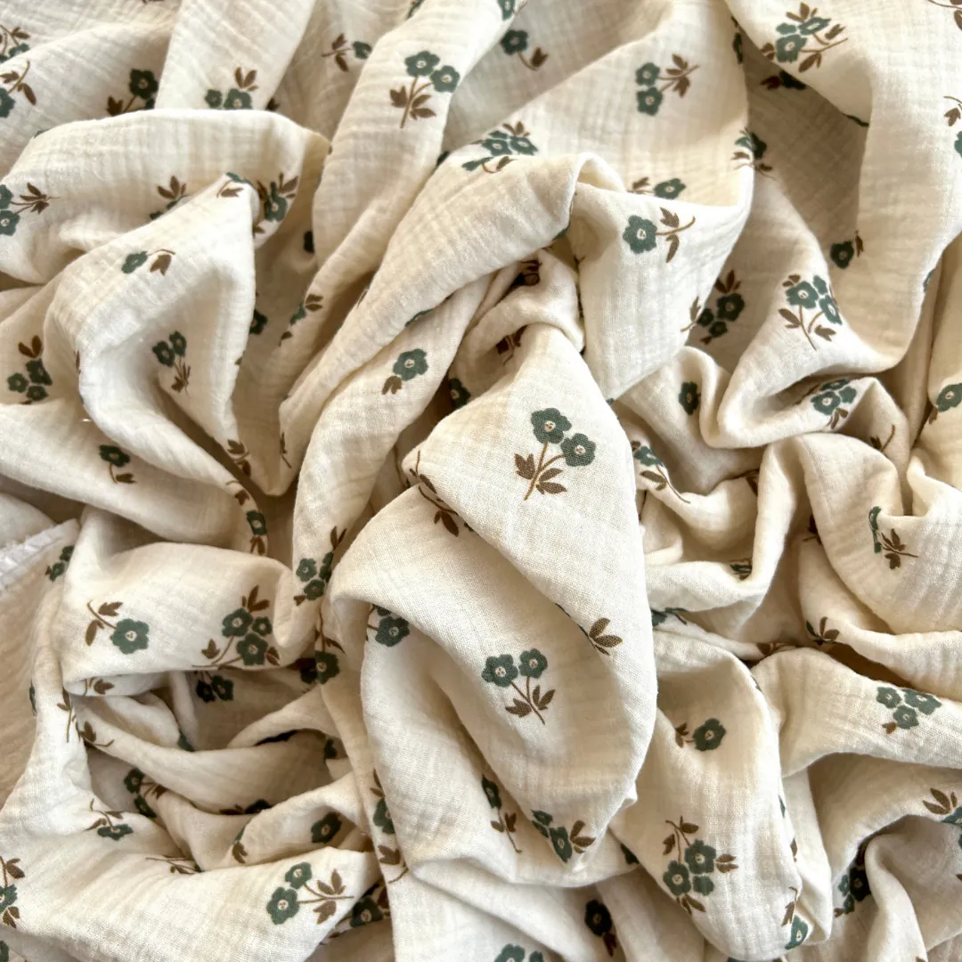 Toptan Müslin Kumaş / Çıtır Çiçek Desenli / DRY - 135 - Krem-Yeşil