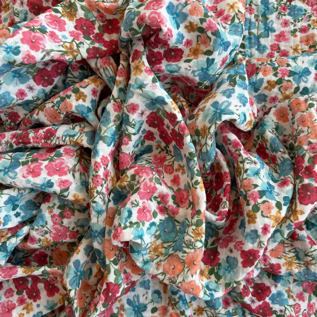 Toptan Müslin Kumaş / Çıtır Çiçek Desenli / DRY - 59