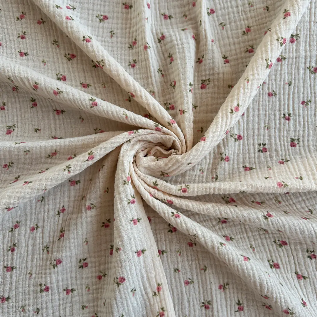 Toptan Müslin Kumaş / Krem Zemin Çıtır Çiçek / DRY 166