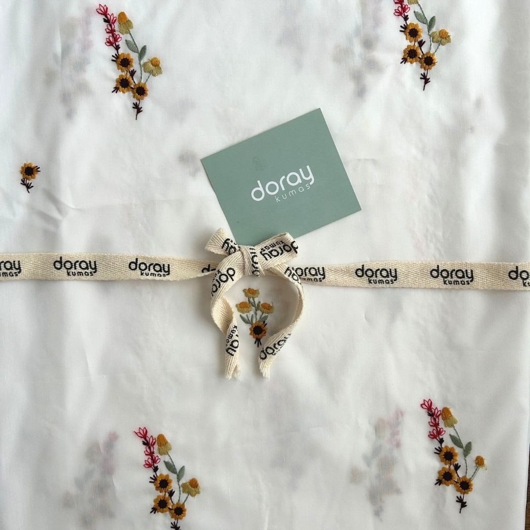 Pamuk Vual Kumaş / Çiçek Desenli Nakış İşlemeli Vual Kumaş / DRY 3008