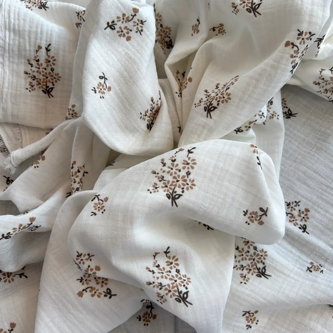 Toptan Müslin Kumaş / Çıtır Çiçek Desenli / DRY - 180 - Kahverengi