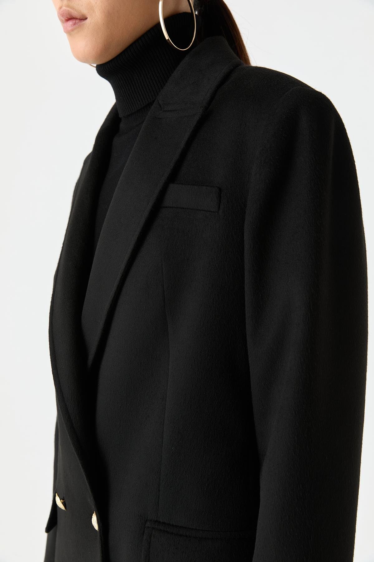 Cepli Düz Kesim Palto